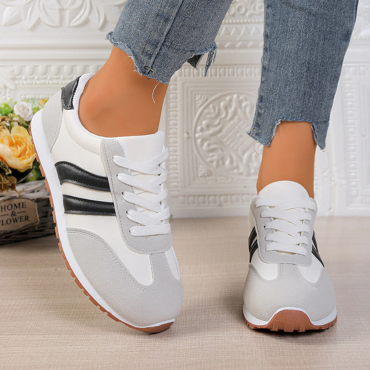 Damen Sportliche Freizeitsneaker mit atmungsaktivem Obermaterial und bequemer Dämpfung Heidi Mode - Image 4
