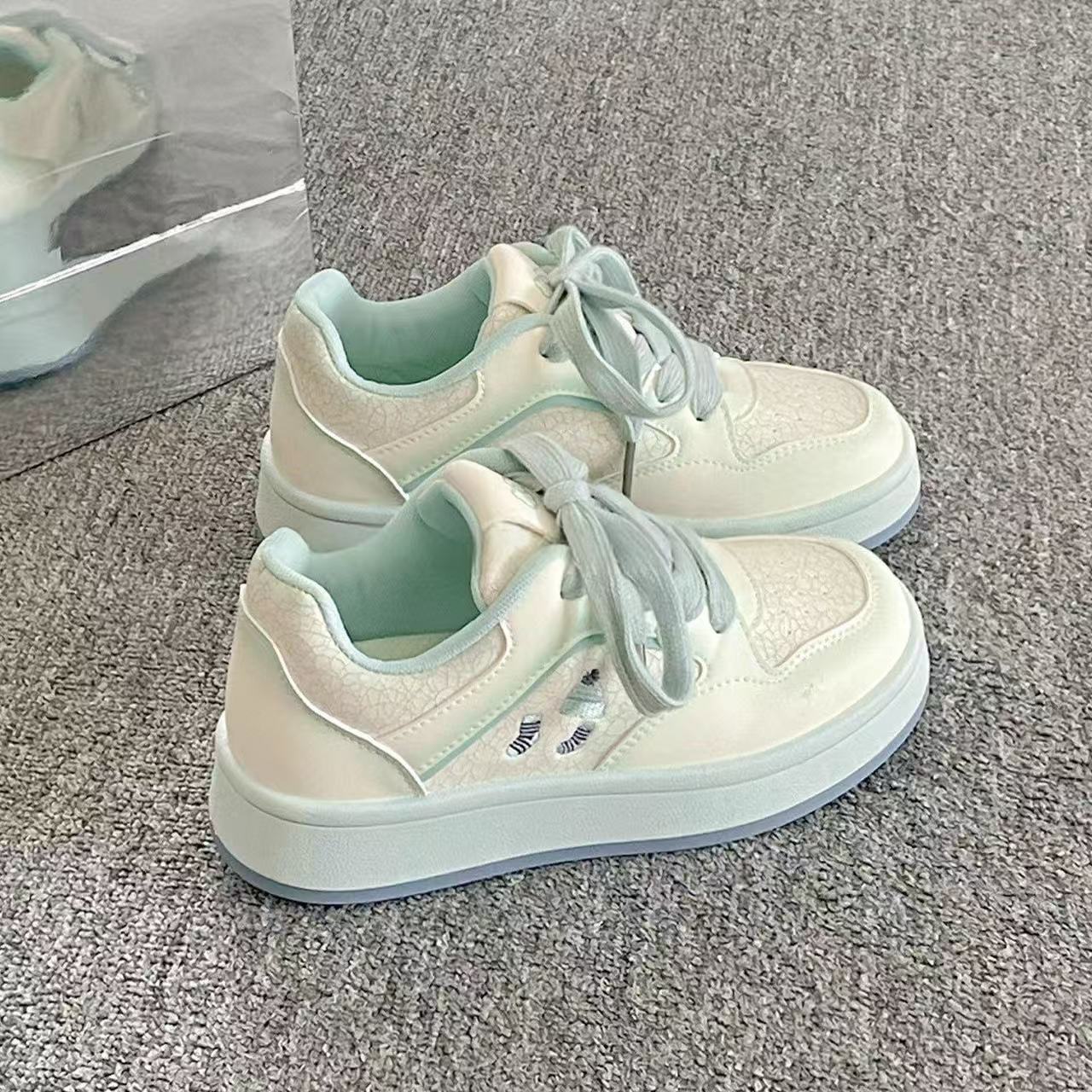 Damen Sportliche Freizeitsneaker mit atmungsaktivem Obermaterial und dämpfender Sohle Heidi Mode - Image 7
