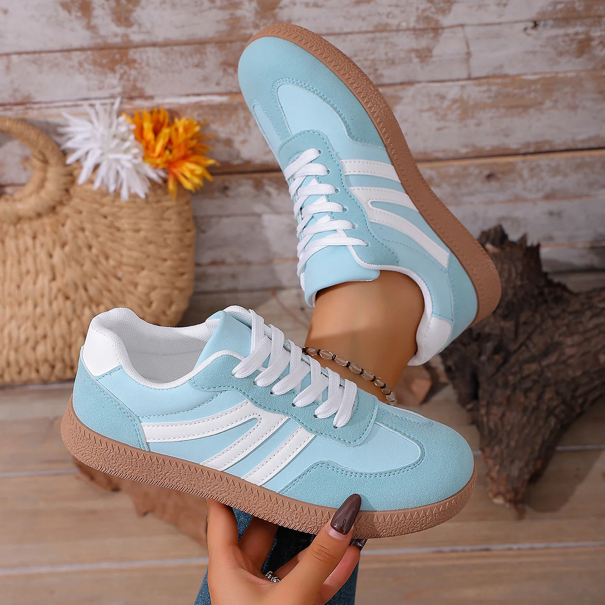 Damen Sportliche Freizeitsneaker mit atmungsaktiver Obermaterialstruktur und rutschfester Sohle Heidi Mode - Image 2