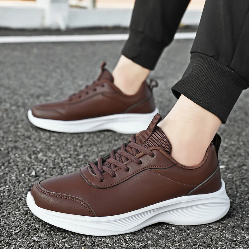 Damen Sportliche Freizeitsneaker mit gepolsterter Innensohle und rutschfester Laufsohle Heidi Mode - Image 3