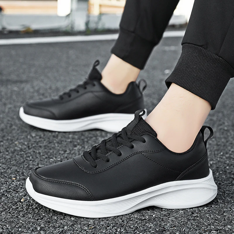 Damen Sportliche Freizeitsneaker mit gepolsterter Innensohle und rutschfester Laufsohle Heidi Mode - Image 4