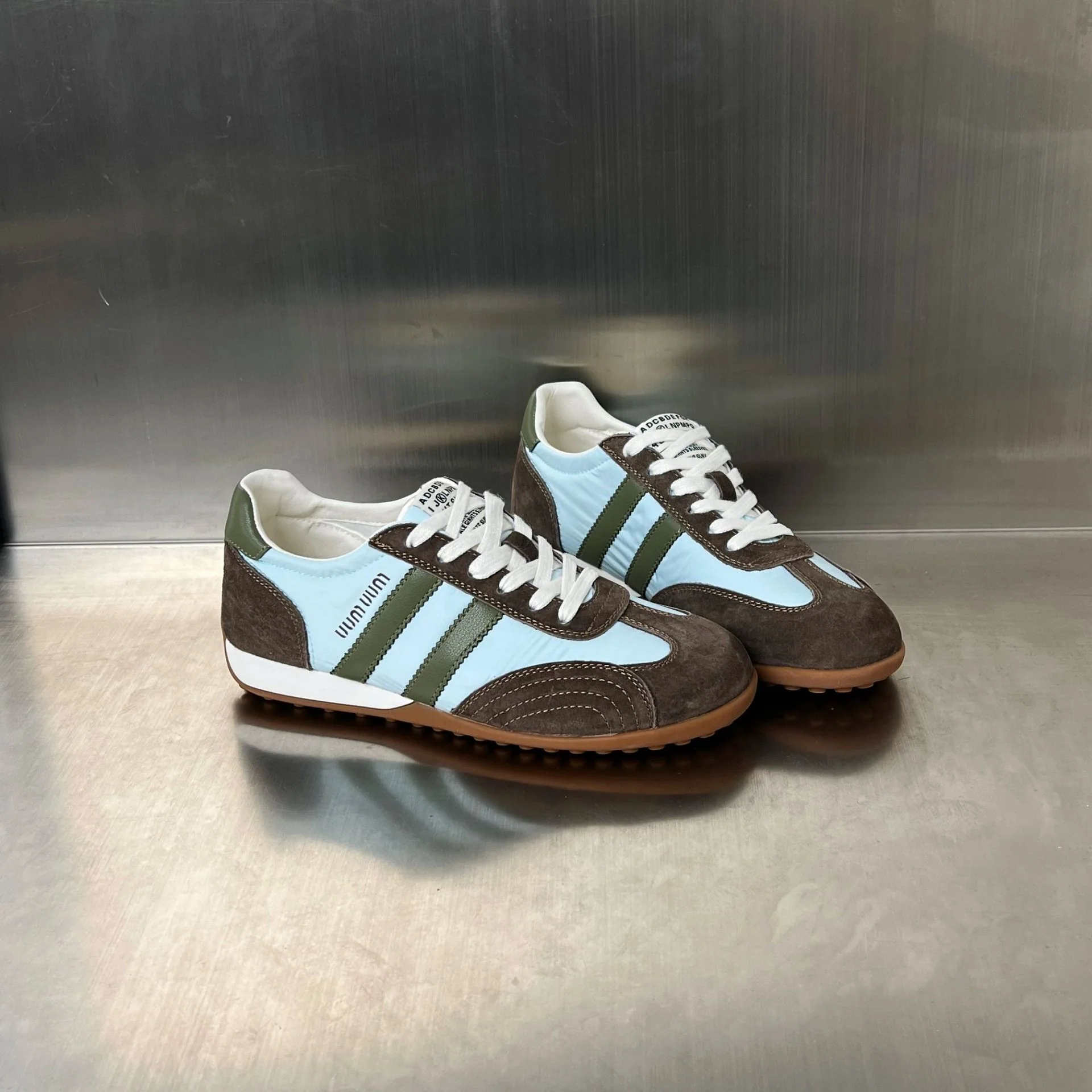 Damen Sportliche Freizeitsneaker mit rutschfester Sohle und atmungsaktivem Obermaterial Heidi Mode - Image 4