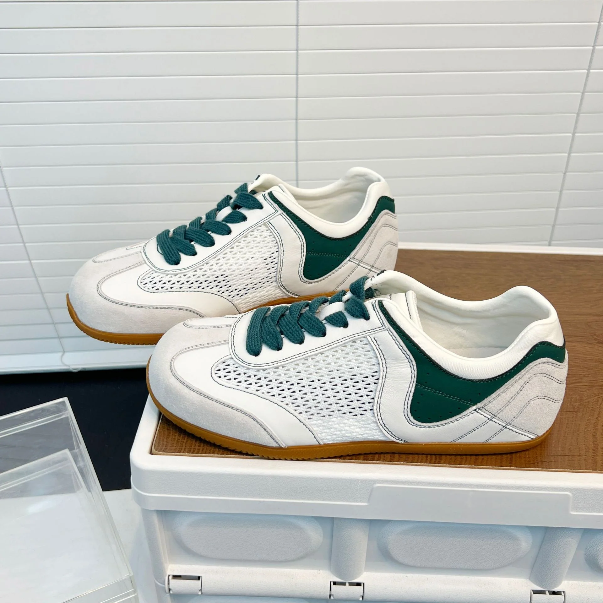 Damen Sportliche Freizeitsneakers mit atmungsaktiver Mesh-Oberfläche und flexibler Sohle Heidi Mode - Image 2