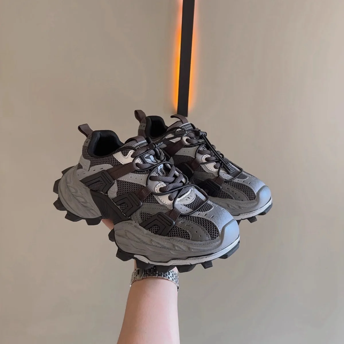 Damen Sportliche High-Performance Sneakers mit atmungsaktivem Mesh-Obermaterial und rutschfester Sohle Heidi Mode - Image 4