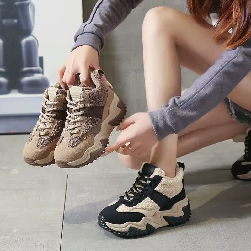 Damen Sportliche High-Top Sneaker mit kuscheligem Futter und rutschfester Sohle Heidi Mode - Image 5