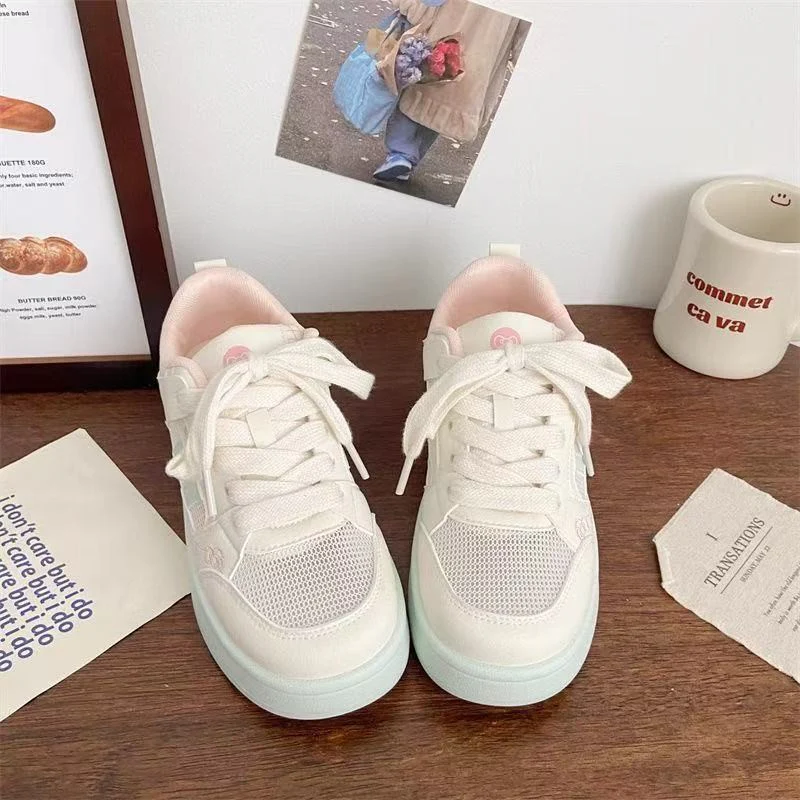 Damen Sportliche Hochsohle Sneakers mit verspieltem Design Heidi Mode - Image 3