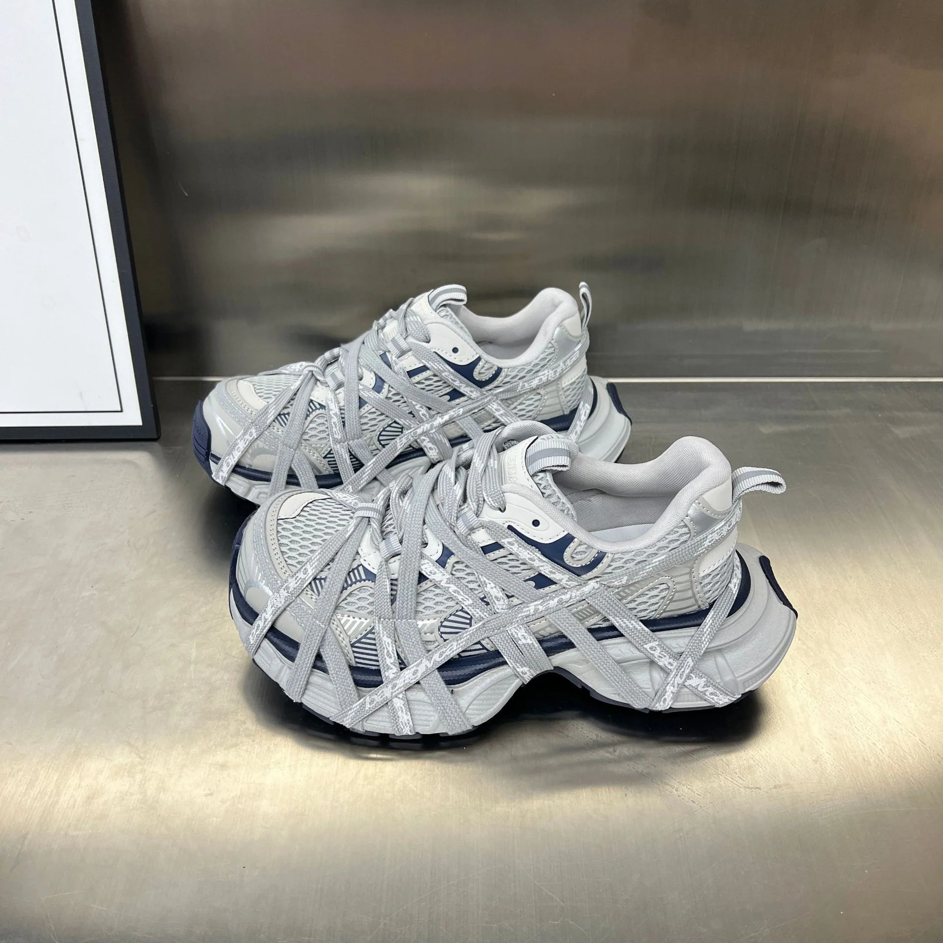 Damen Sportliche Hybrid Sneakers mit elastischer Netzstruktur und stabiler Gummisohle Heidi Mode - Image 7