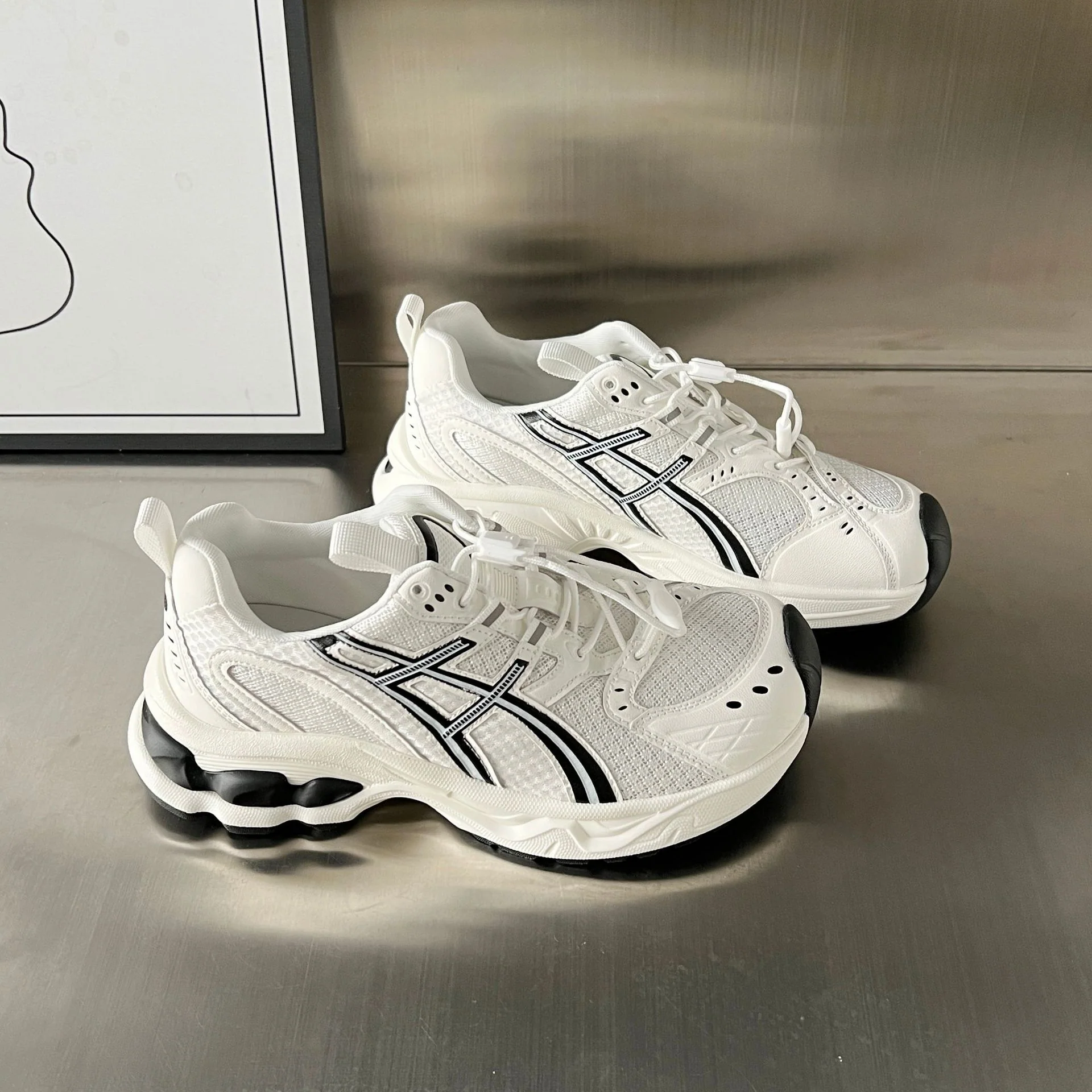 Damen Sportliche Lauf-Sneaker mit atmungsaktivem Mesh-Obermaterial und rutschfester Sohle Heidi Mode - Image 4