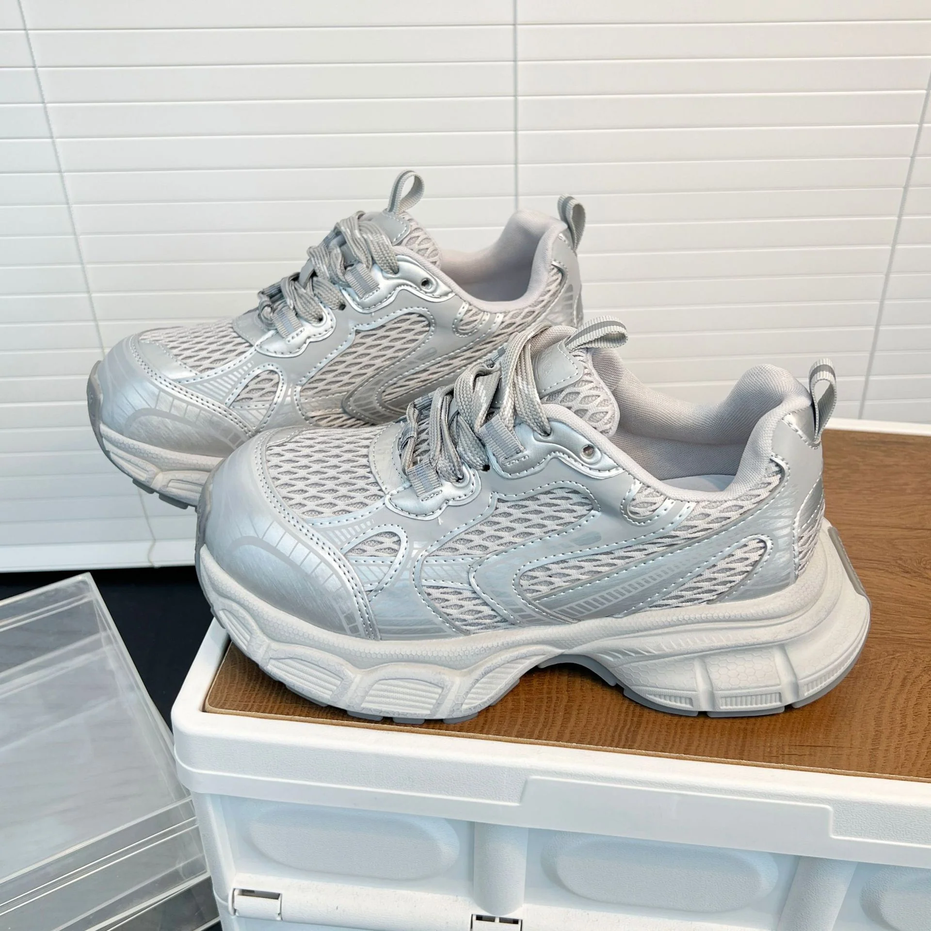 Damen Sportliche Lauf-Sneaker mit atmungsaktivem Obermaterial und gepolsterter Innensohle Heidi Mode - Image 6