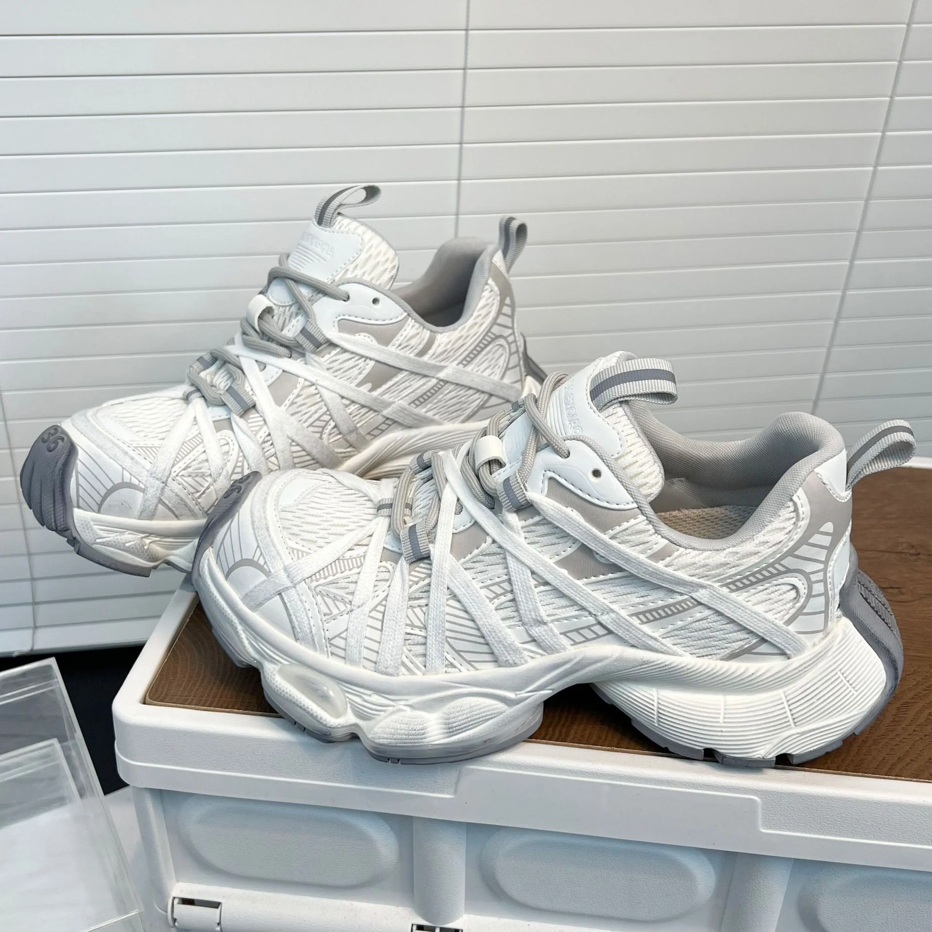 Damen Sportliche Lauf-Sneaker mit atmungsaktiver Mesh-Oberfläche und innovativem Dämpfungssystem Heidi Mode