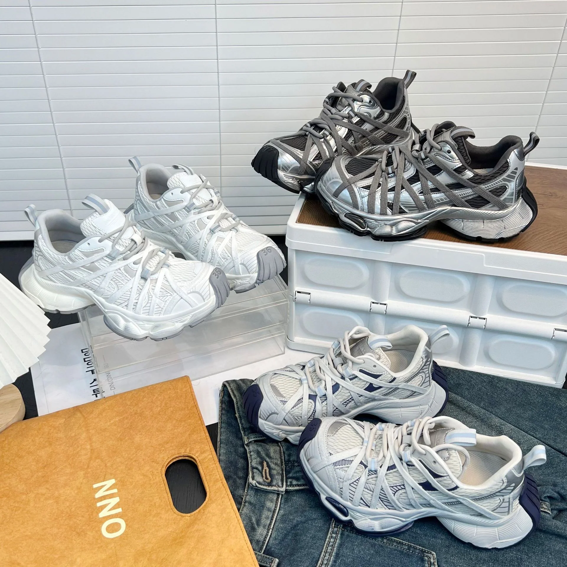 Damen Sportliche Lauf-Sneaker mit atmungsaktiver Mesh-Oberfläche und innovativem Dämpfungssystem Heidi Mode - Image 4