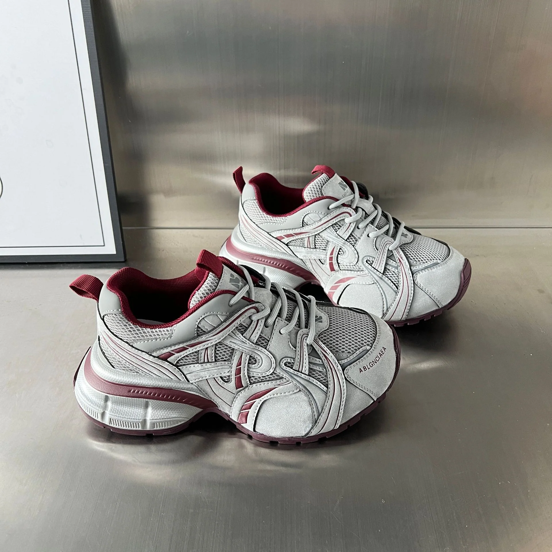 Damen Sportliche Lauf-Sneaker mit dämpfendem Mesh-Obermaterial Heidi Mode - Image 5