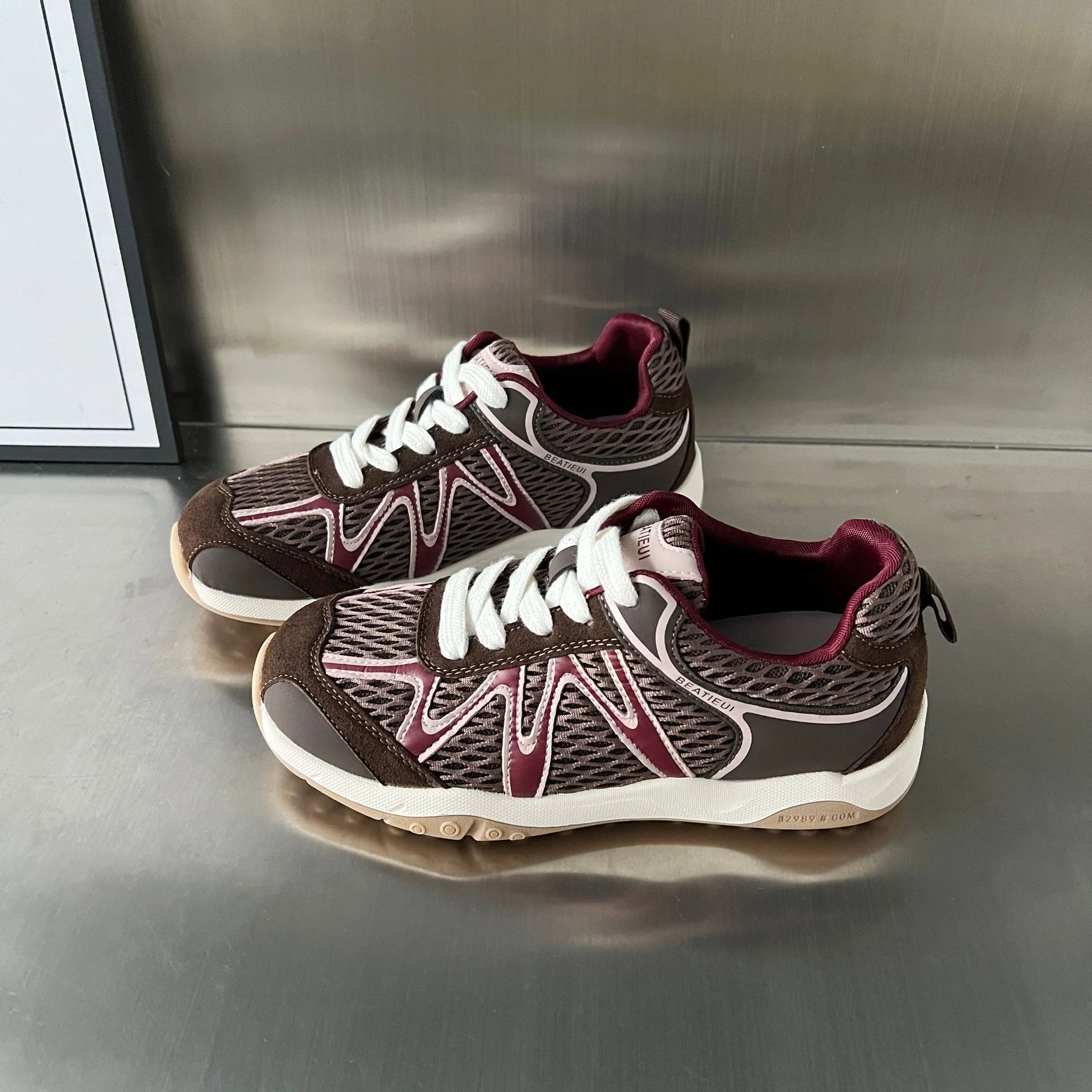 Damen Sportliche Lauf-Sneaker mit flexiblem Mesh und rutschfester Sohle Heidi Mode - Image 2