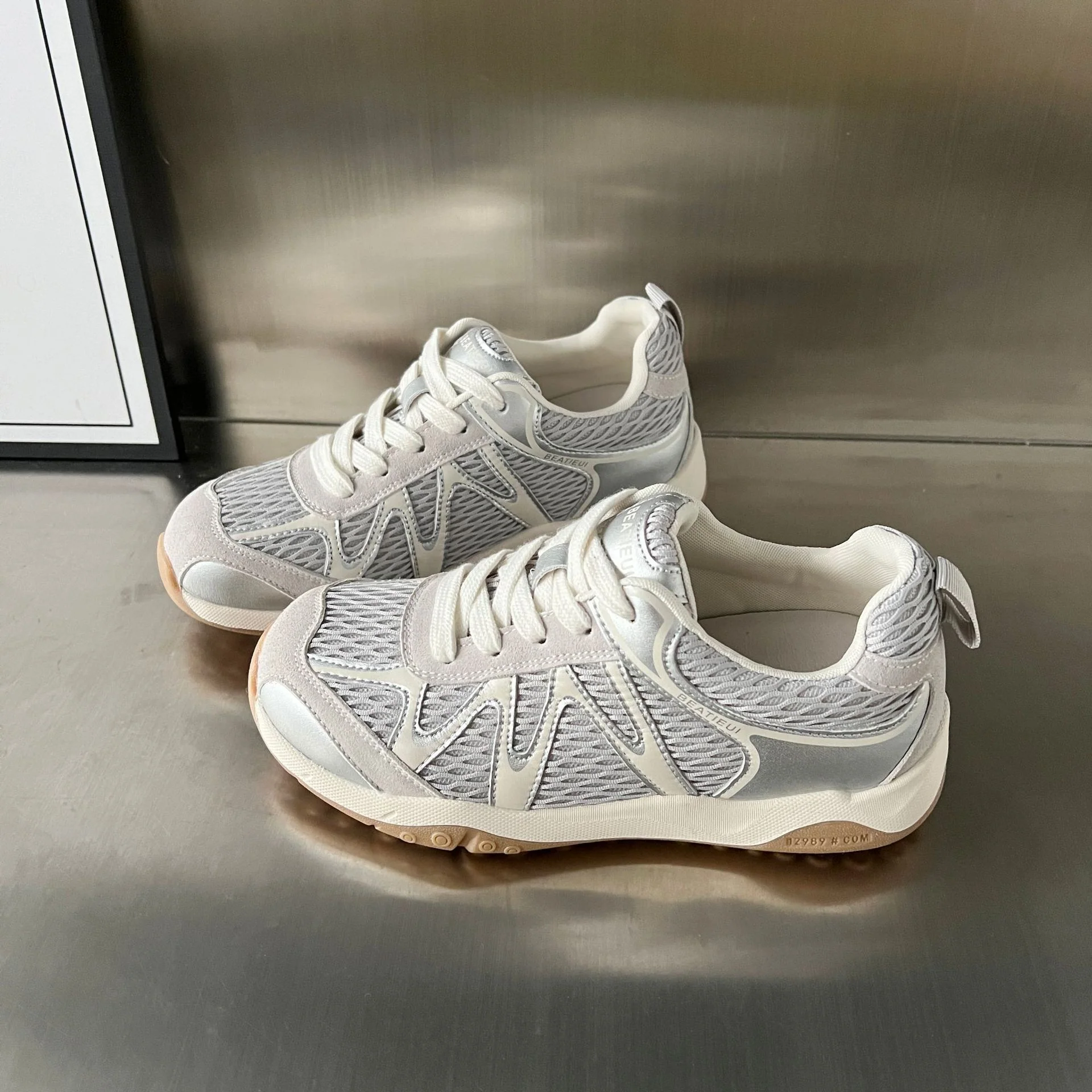 Damen Sportliche Lauf-Sneaker mit flexiblem Mesh und rutschfester Sohle Heidi Mode - Image 8