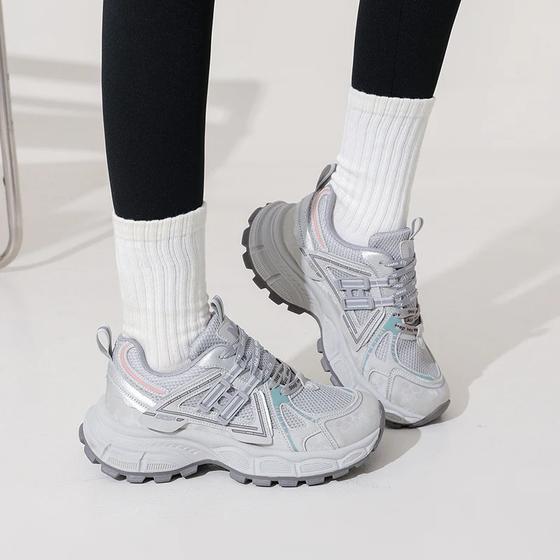 Damen Sportliche Lauf Sneakers mit atmungsaktivem Obermaterial und dämpfender Sohle Heidi Mode - Image 3