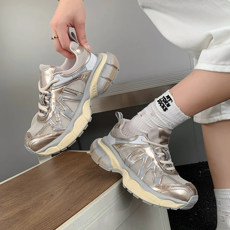 Damen sportliche Lauf Sneakers mit atmungsaktiver Mesh-Oberfläche und dämpfender Sohle Heidi Mode - Image 2