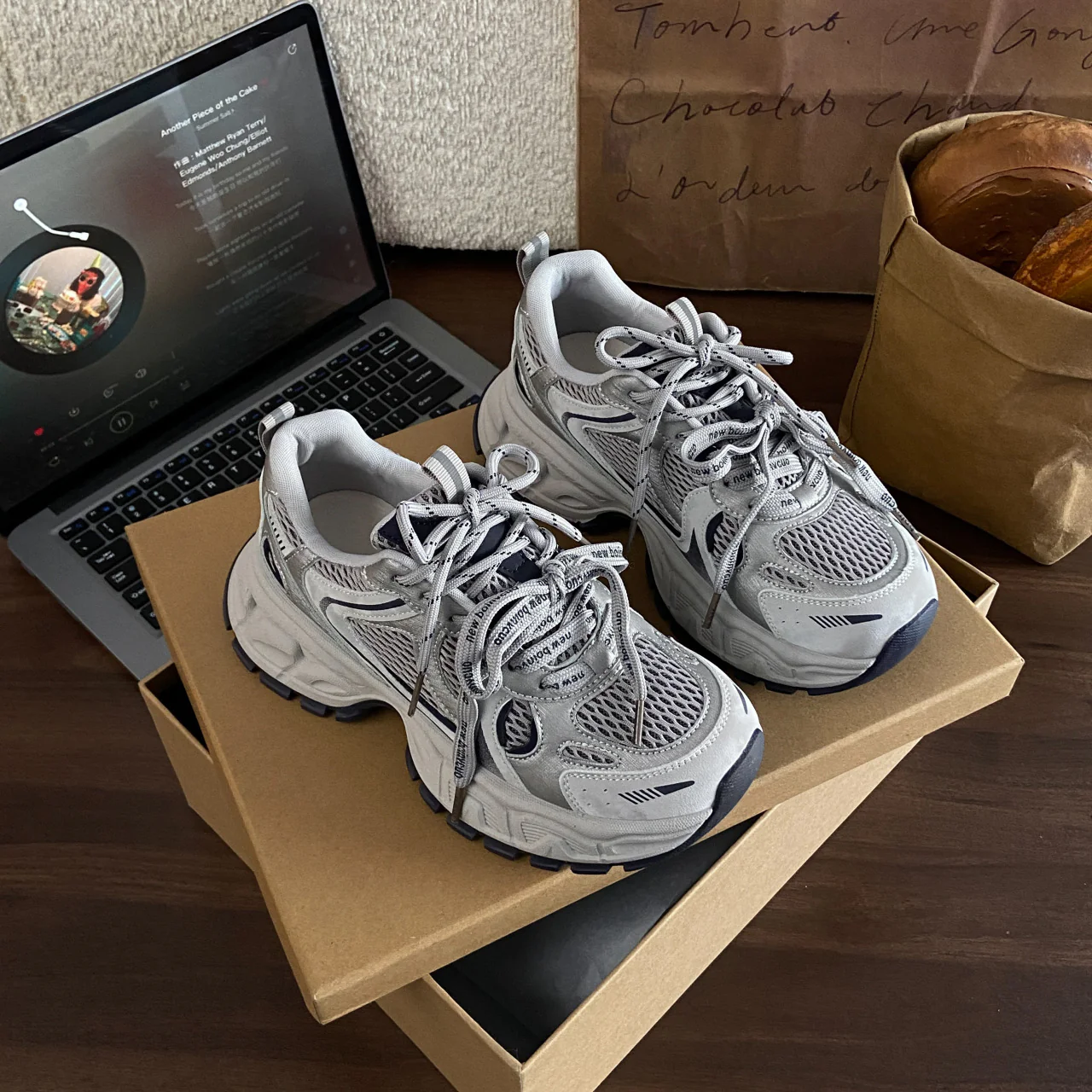 Damen Sportliche Lauf Sneakers mit atmungsaktiver Mesh-Oberfläche und robustem Sohlenprofil Heidi Mode