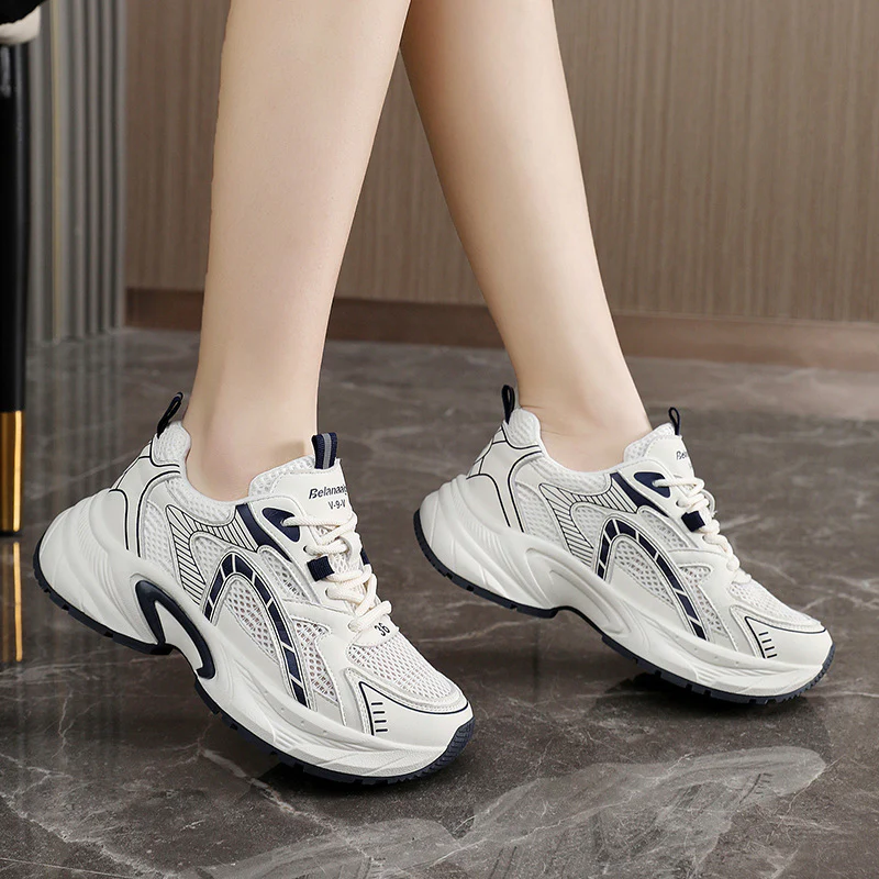 Damen Sportliche Lauf Sneakers mit atmungsaktiver Netzstruktur und innovativer Dämpfung Heidi Mode - Image 4
