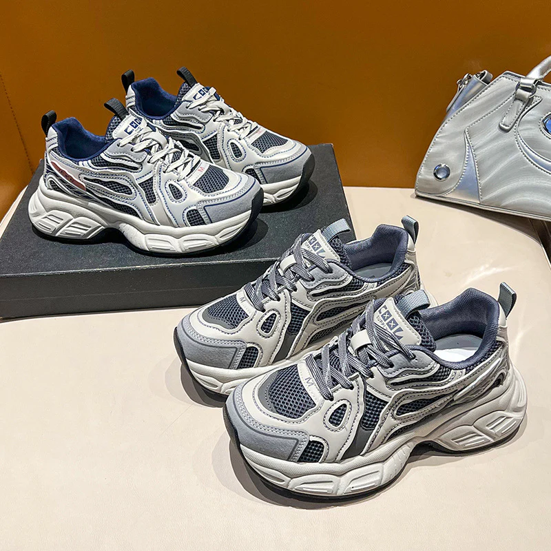 Damen Sportliche Lauf- und Freizeit-Sneaker mit atmungsaktiven Mesh-Einsätzen und dämpfender Sohle Heidi Mode - Image 4