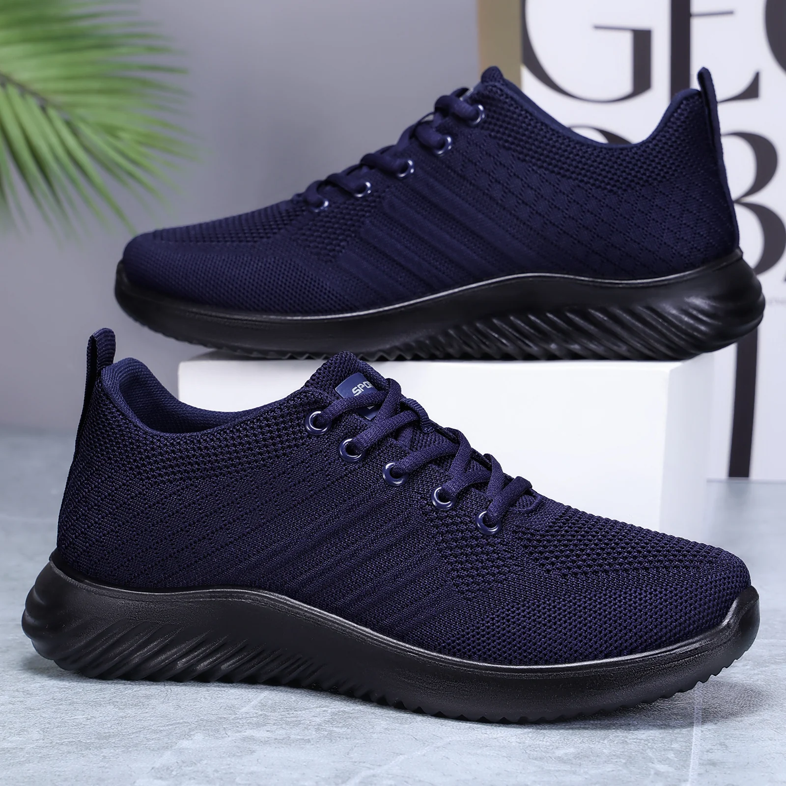 Damen Sportliche Lauf- und Freizeitschuhe mit atmungsaktivem Netz-Obermaterial Heidi Mode - Image 2