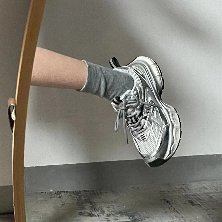 Damen Sportliche Laufschuhe mit atmungsaktivem Obermaterial und bequemer Dämpfung Heidi Mode - Image 2