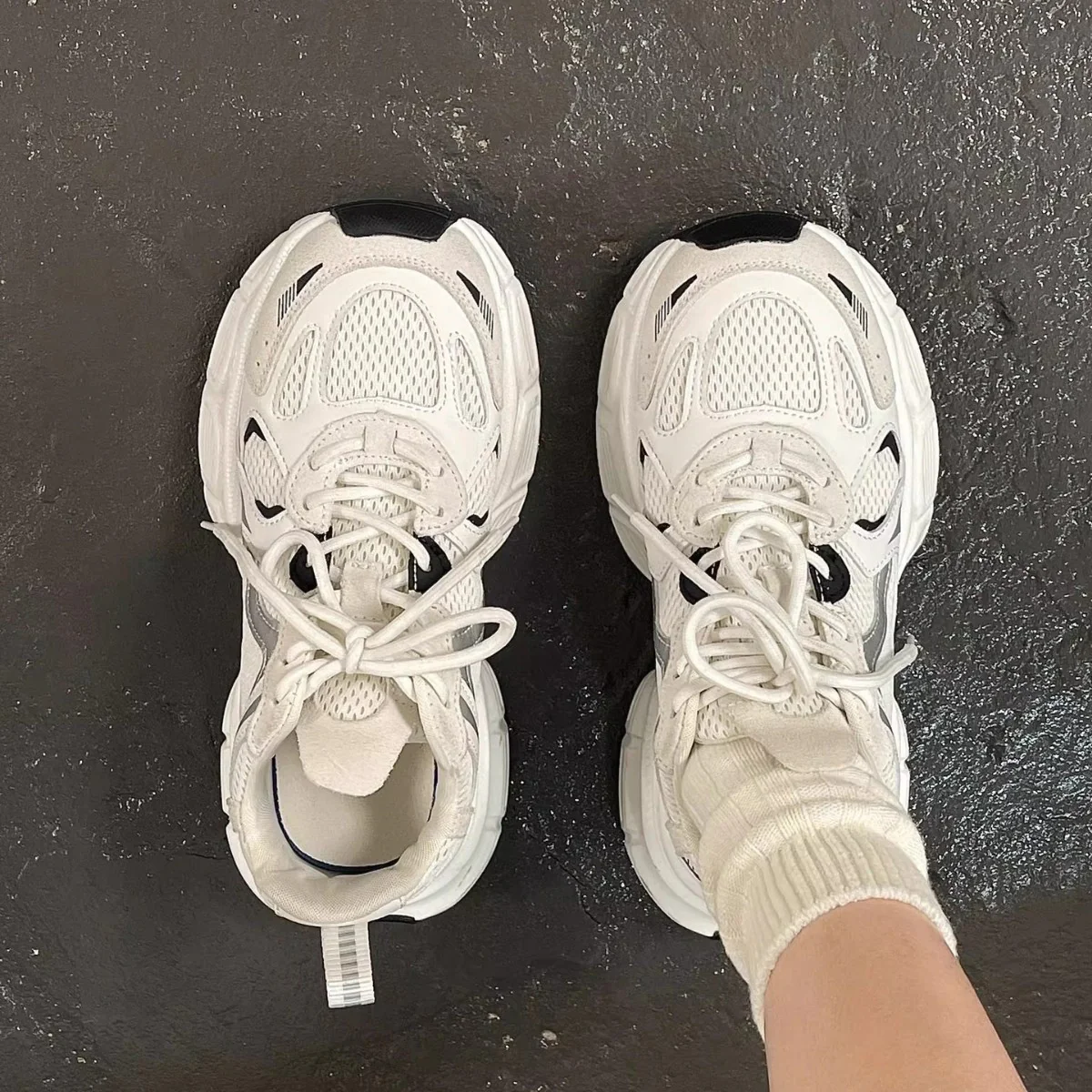 Damen Sportliche Laufschuhe mit atmungsaktiver Mesh-Oberfläche und dämpfender Sohle Heidi Mode - Image 4
