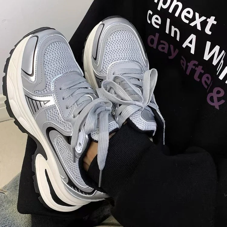 Damen Sportliche Laufschuhe mit atmungsaktiver Mesh-Oberfläche und dämpfender Sohle Heidi Mode - Image 2