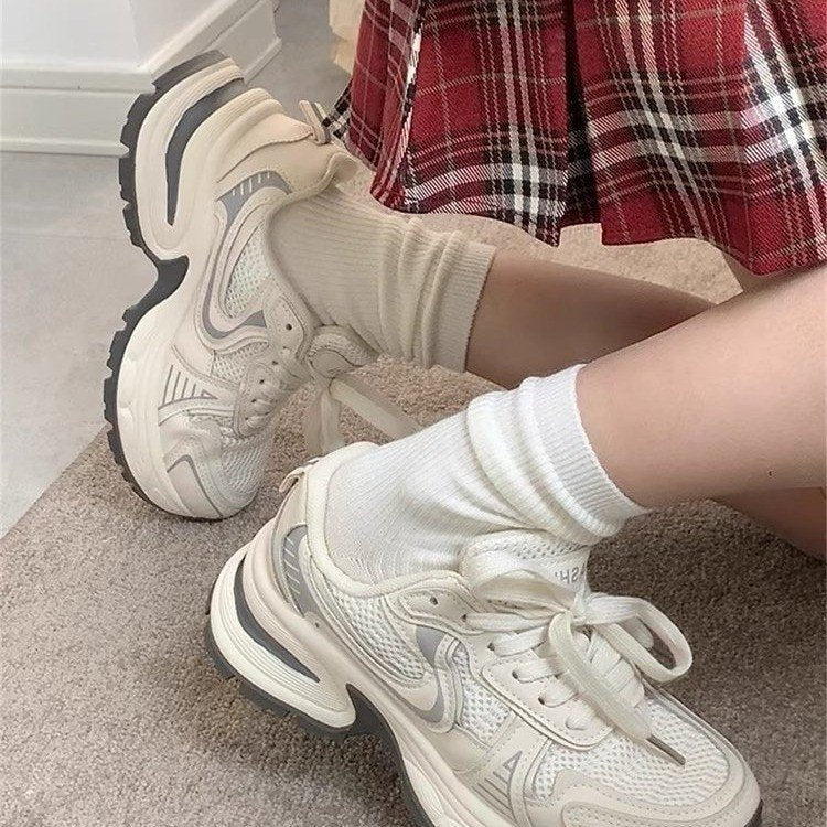 Damen Sportliche Laufschuhe mit atmungsaktiver Mesh-Oberfläche und dämpfender Sohle Heidi Mode - Image 4
