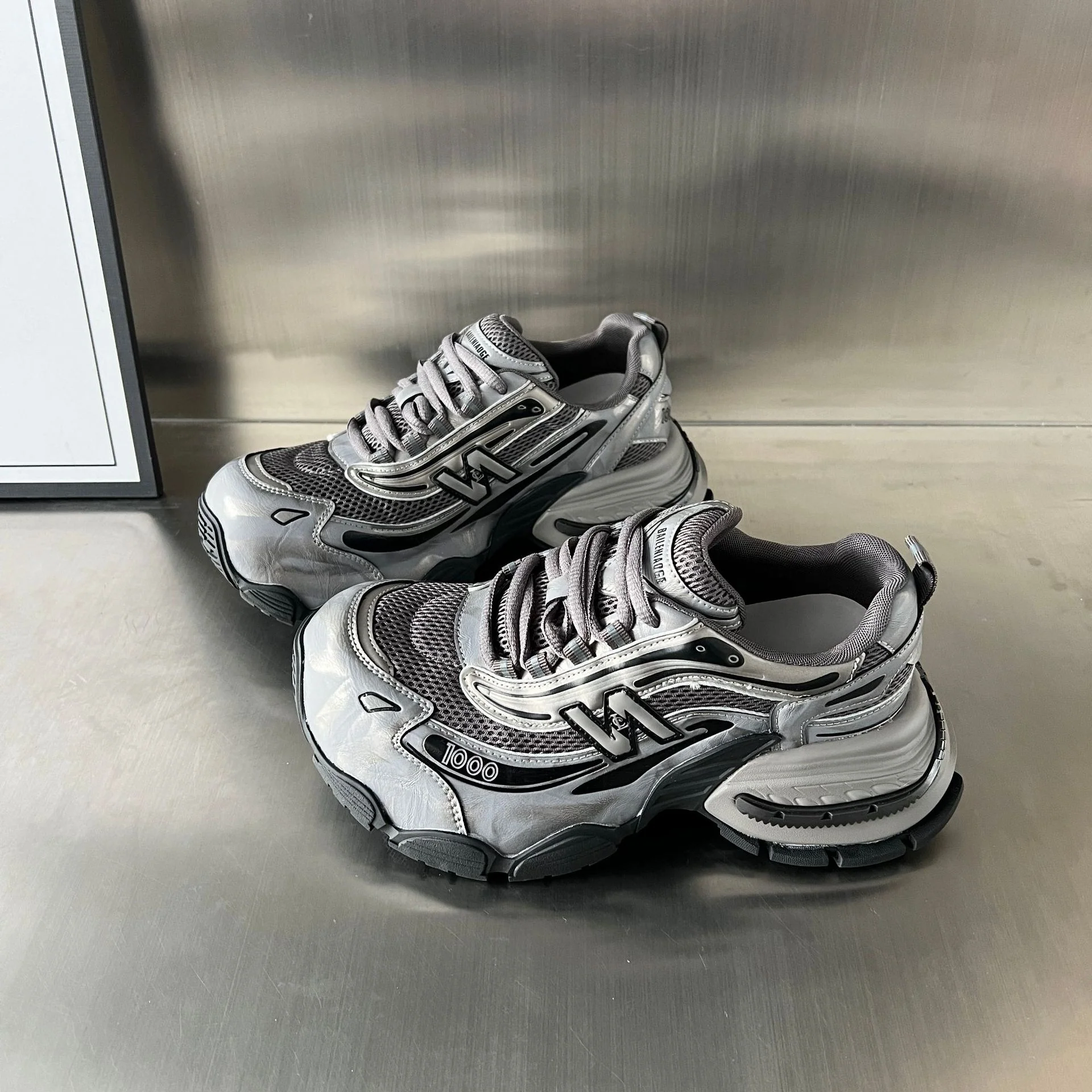 Damen Sportliche Laufschuhe mit atmungsaktiver Mesh-Oberfläche und dämpfender Sohle Heidi Mode - Image 2