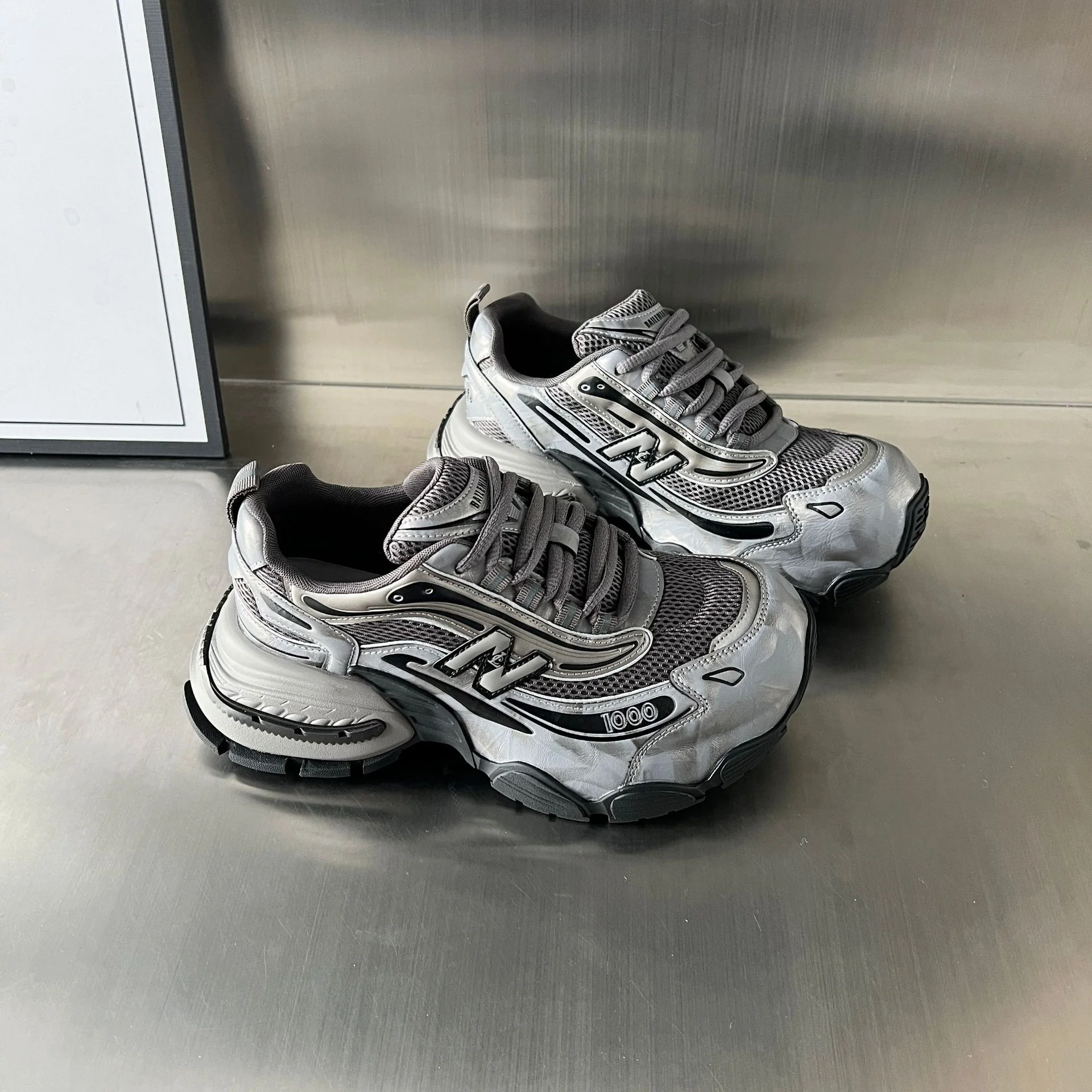 Damen Sportliche Laufschuhe mit atmungsaktiver Mesh-Oberfläche und dämpfender Sohle Heidi Mode - Image 4
