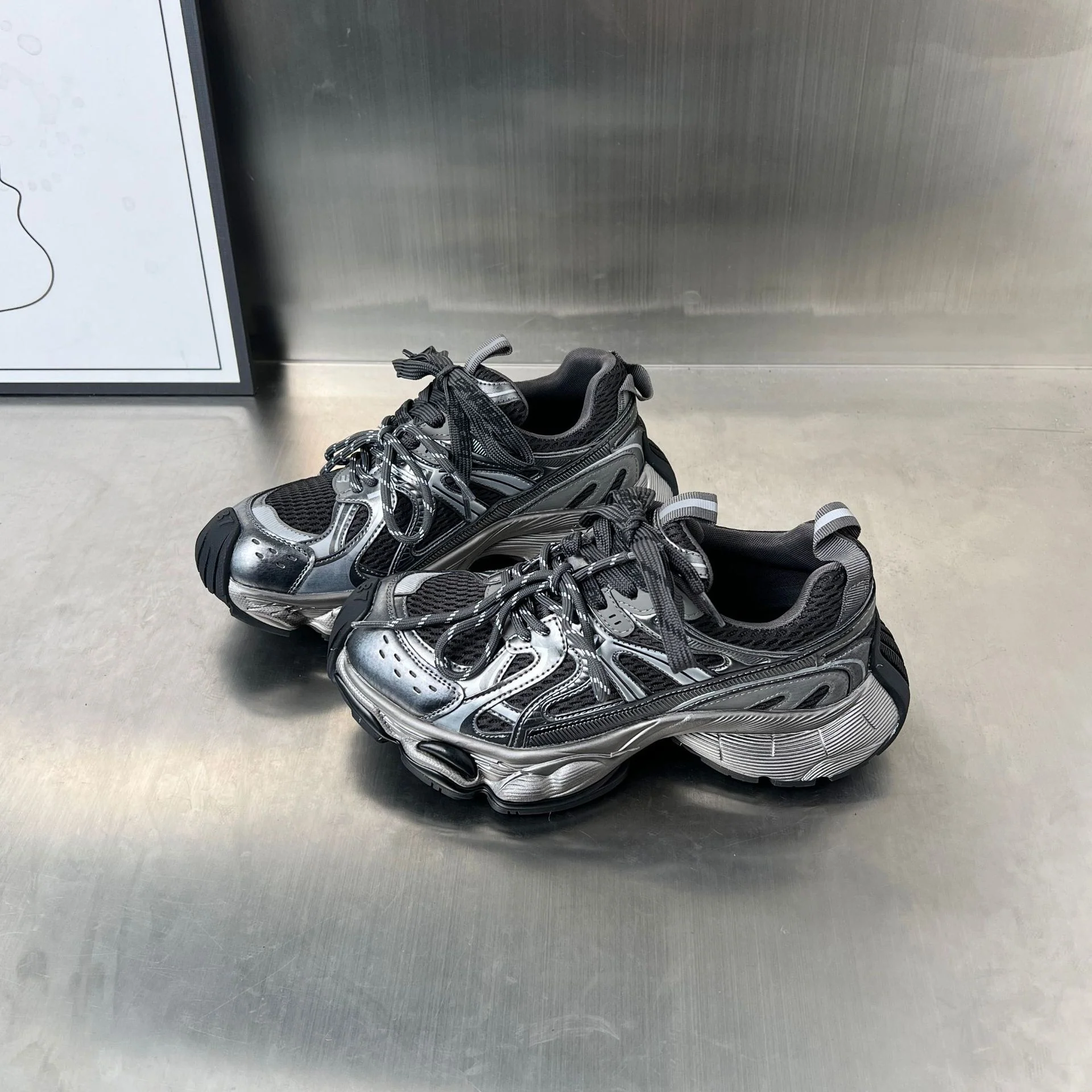 Damen Sportliche Laufschuhe mit atmungsaktiver Netzstruktur und stoßdämpfendem Fußbett Heidi Mode - Image 9
