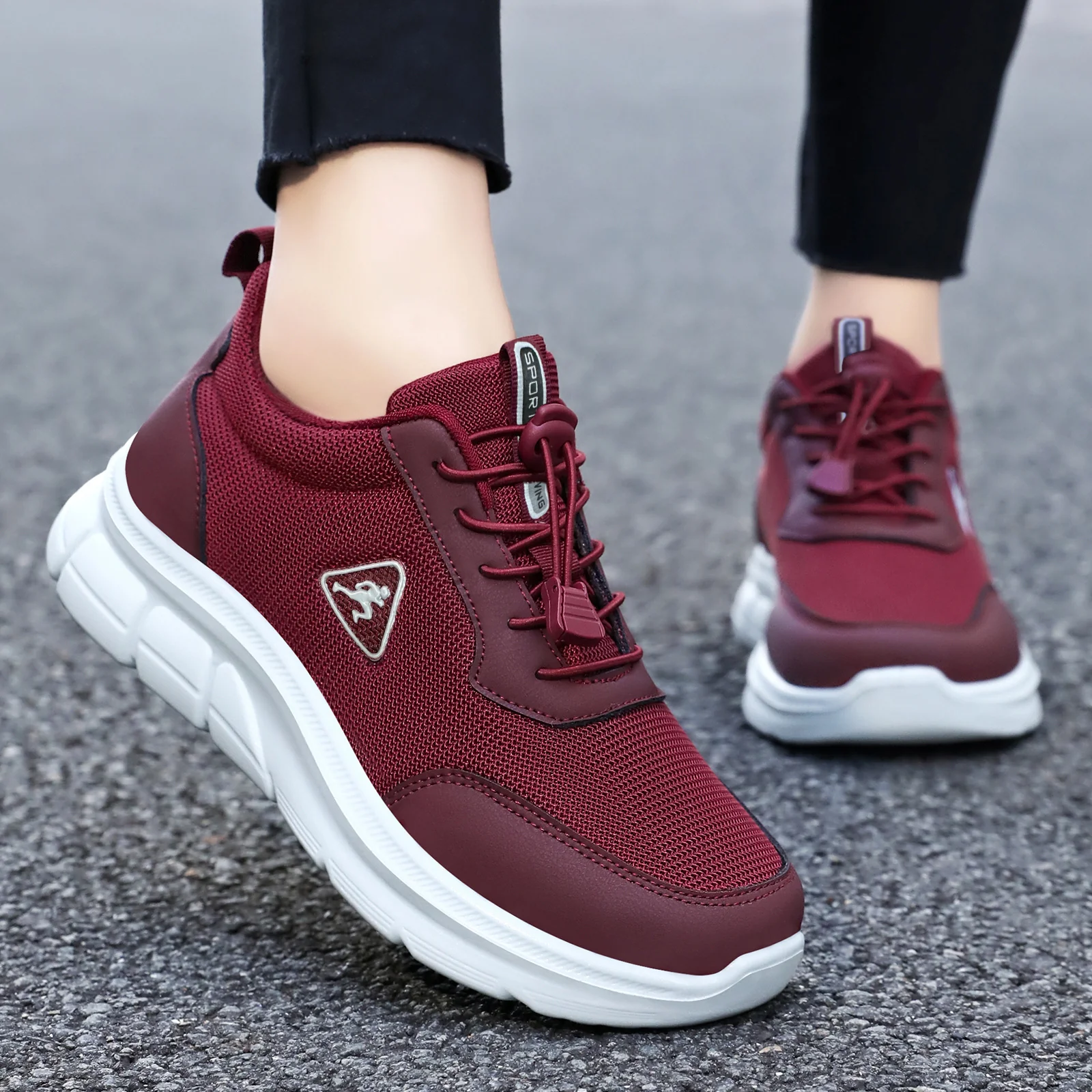 Damen Sportliche Laufschuhe mit elastischem Schnellschnürsystem Heidi Mode - Image 3