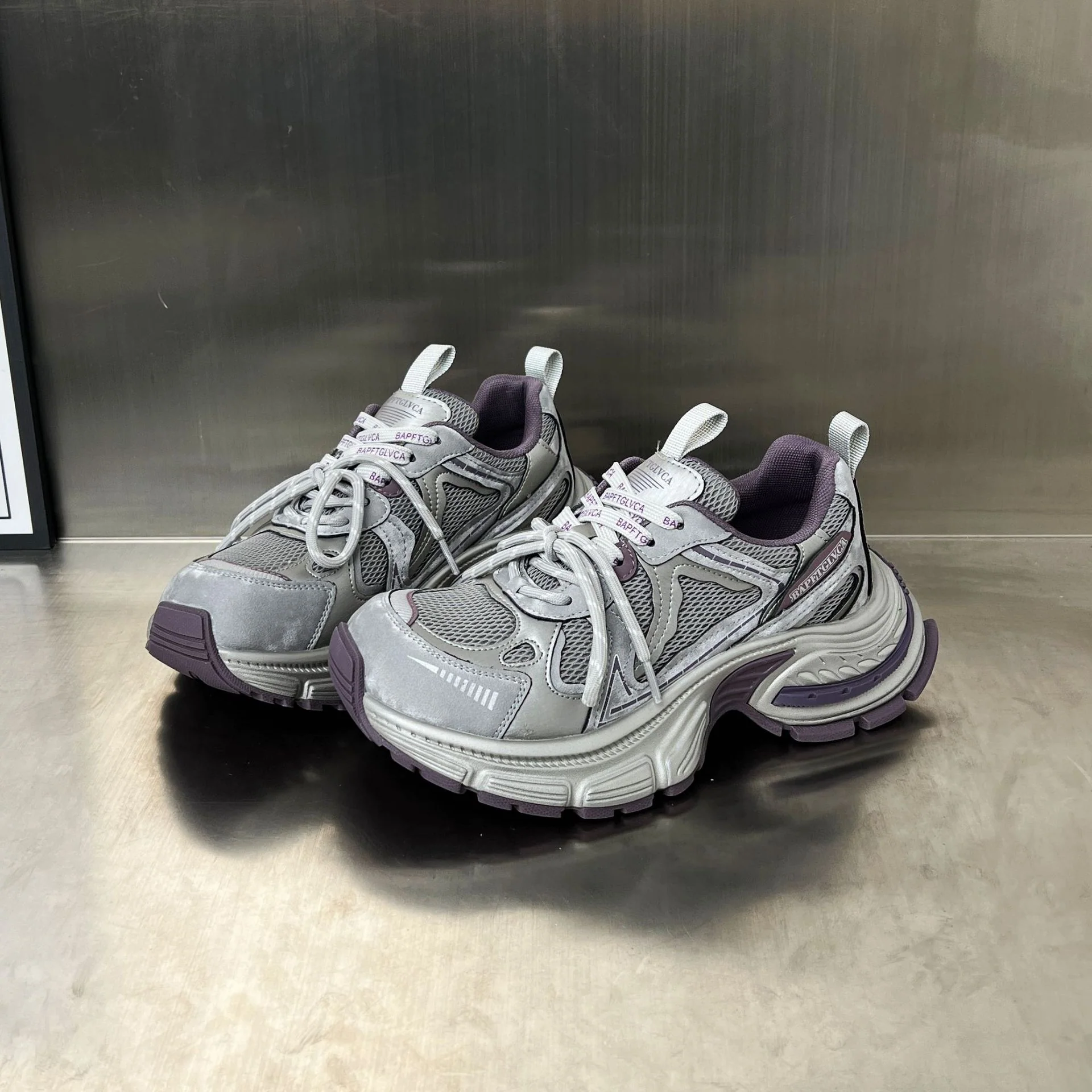 Damen Sportliche Laufschuhe mit ergonomisch gepolstertem Fußbett Heidi Mode - Image 7