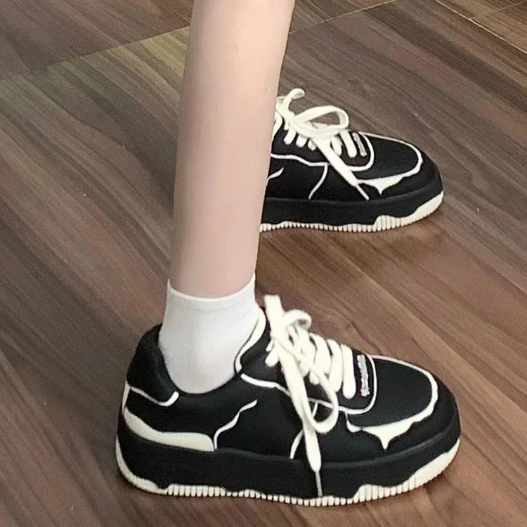 Damen Sportliche Modische Sneakers mit einzigartigem Design Heidi Mode