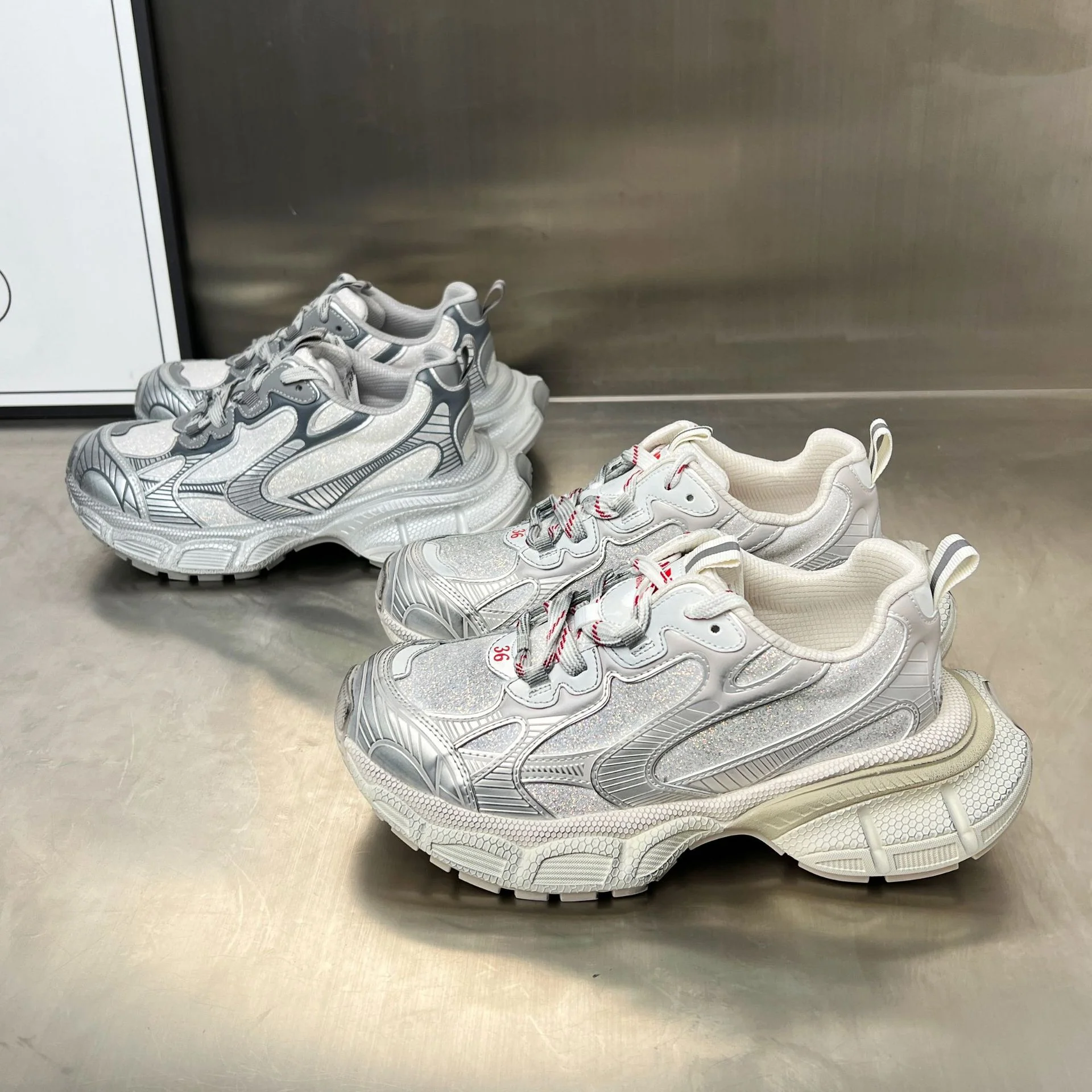 Damen Sportliche Multifunktions-Sneaker mit atmungsaktiver Mesh-Oberfläche und rutschfester Sohle Heidi Mode - Image 3