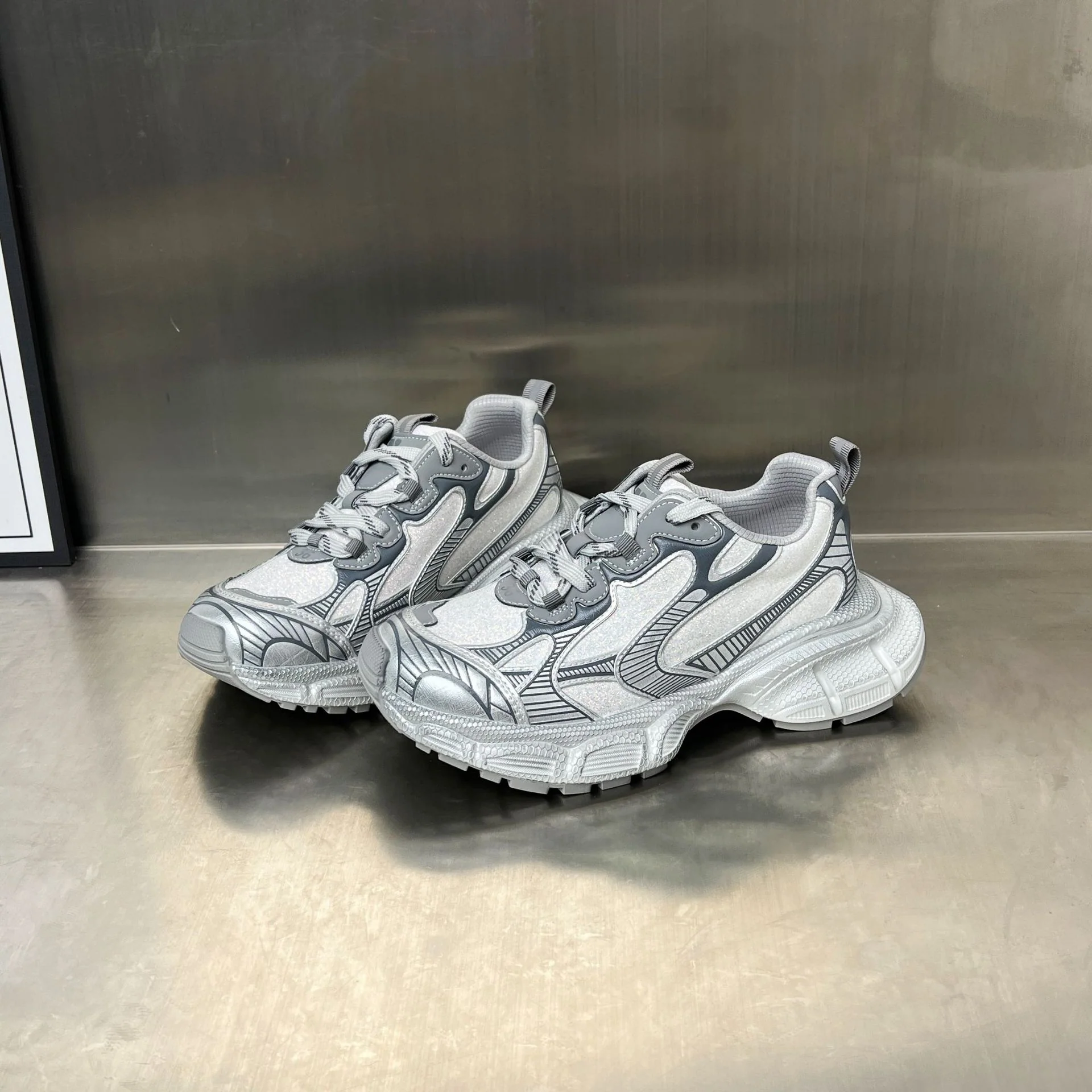 Damen Sportliche Multifunktions-Sneaker mit atmungsaktiver Mesh-Oberfläche und rutschfester Sohle Heidi Mode - Image 6