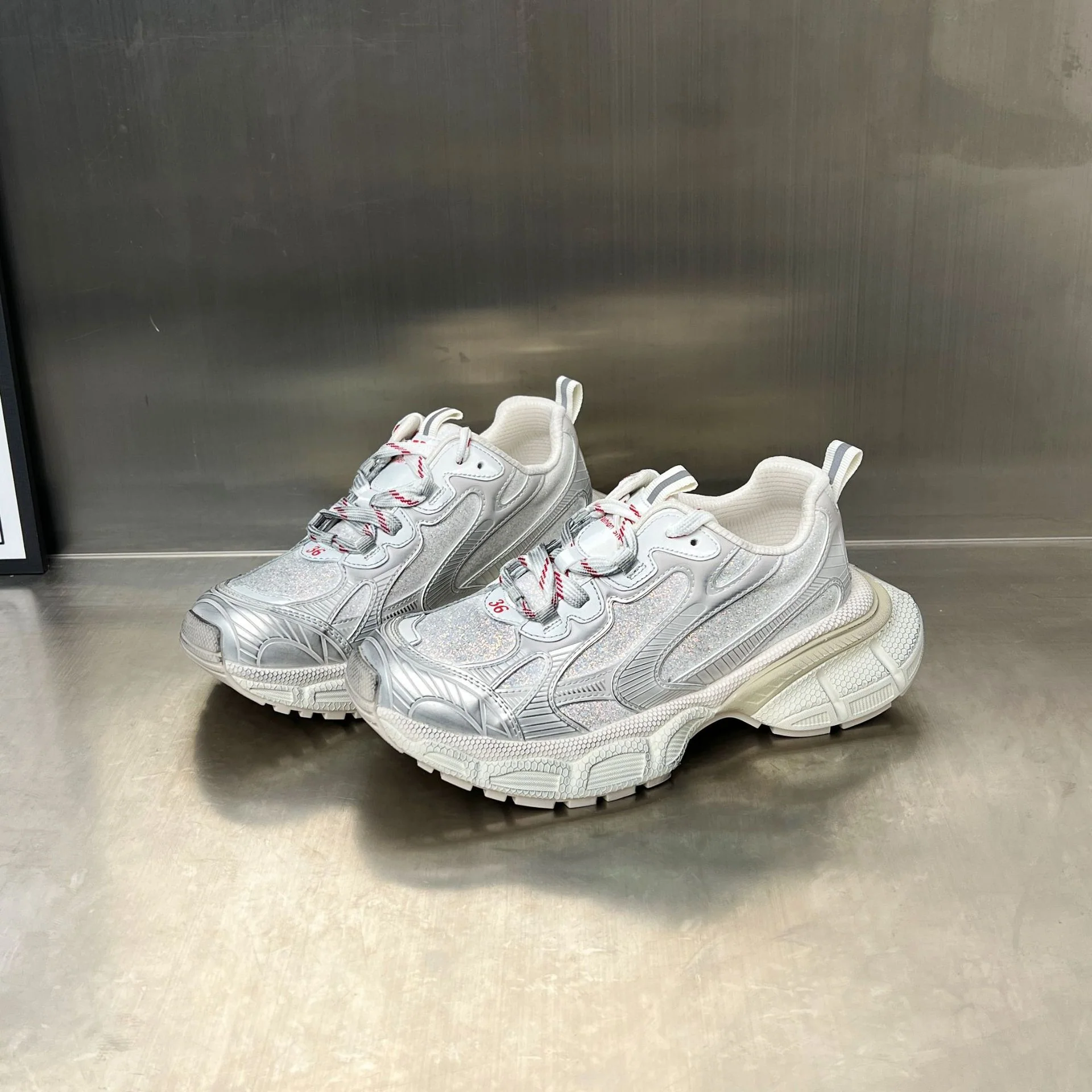 Damen Sportliche Multifunktions-Sneaker mit atmungsaktiver Mesh-Oberfläche und rutschfester Sohle Heidi Mode - Image 7