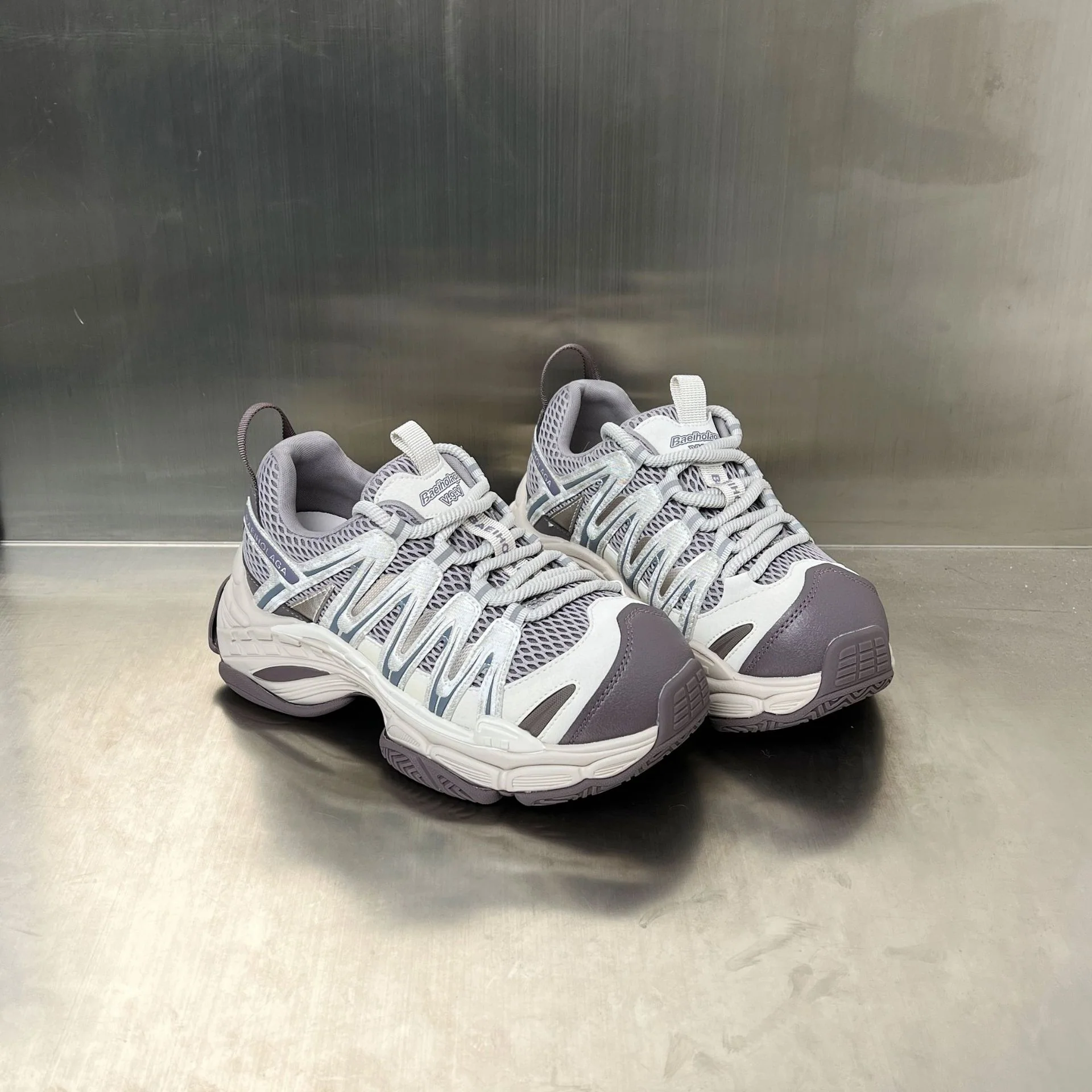 Damen Sportliche Outdoor-Sneaker mit atmungsaktiver Mesh-Oberfläche und stoßdämpfendem Sohlenkomfort Heidi Mode - Image 4