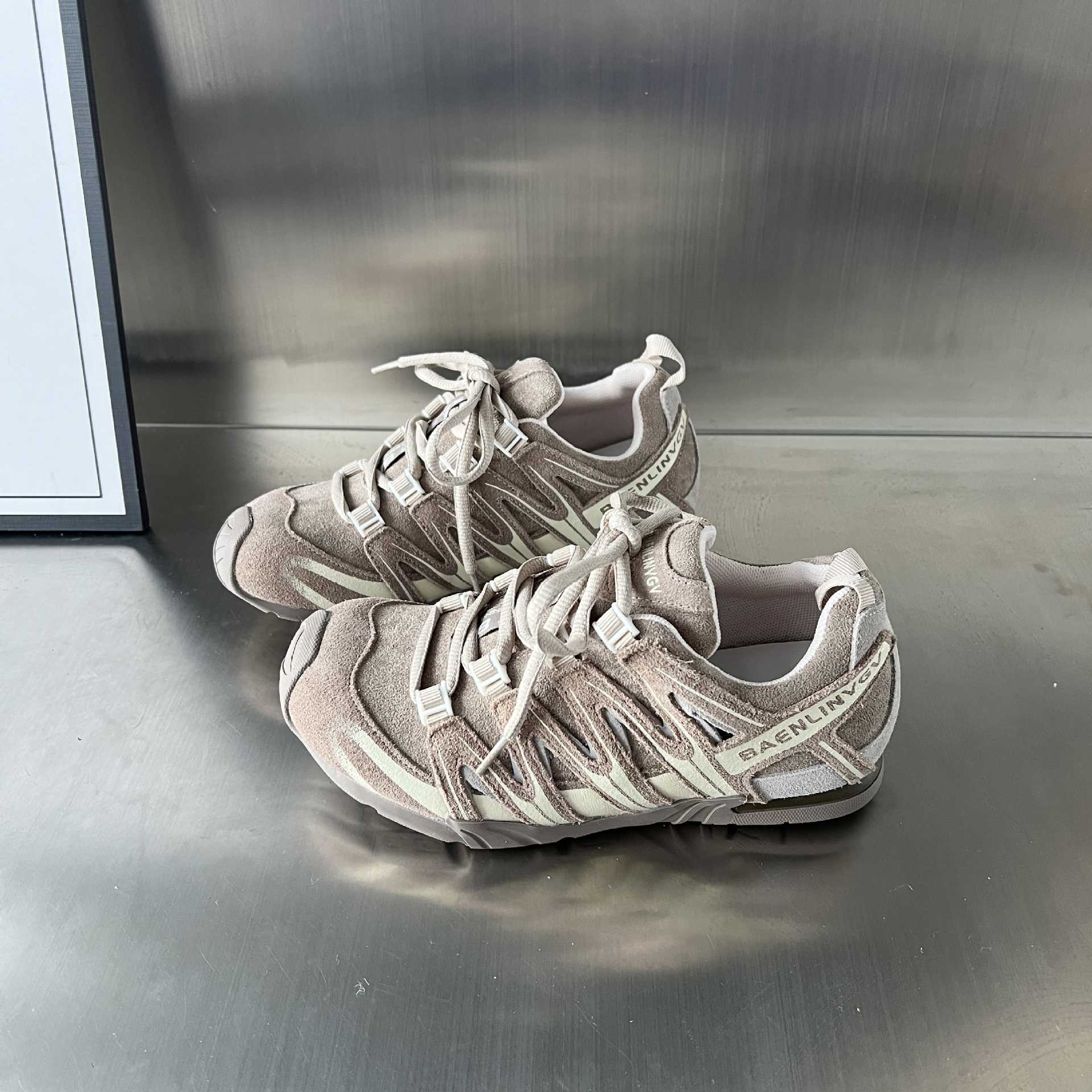 Damen Sportliche Outdoor-Sneaker mit atmungsaktiver Obermaterialstruktur und rutschfester Sohle Heidi Mode - Image 7