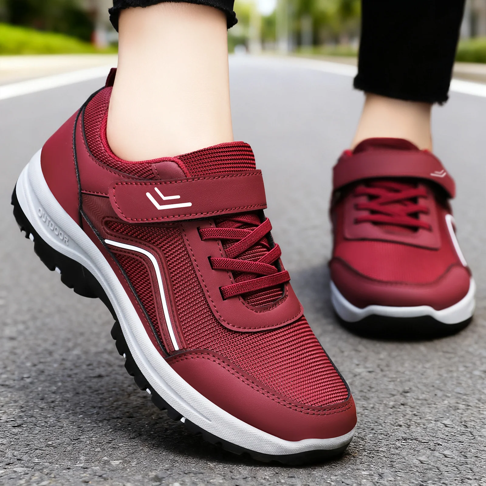 Damen Sportliche Outdoor-Sneaker mit verstellbarem Klettverschluss und rutschfester Sohle Heidi Mode - Image 2