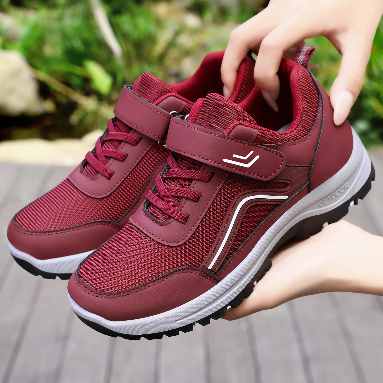 Damen Sportliche Outdoor-Sneaker mit verstellbarem Klettverschluss und rutschfester Sohle Heidi Mode - Image 3