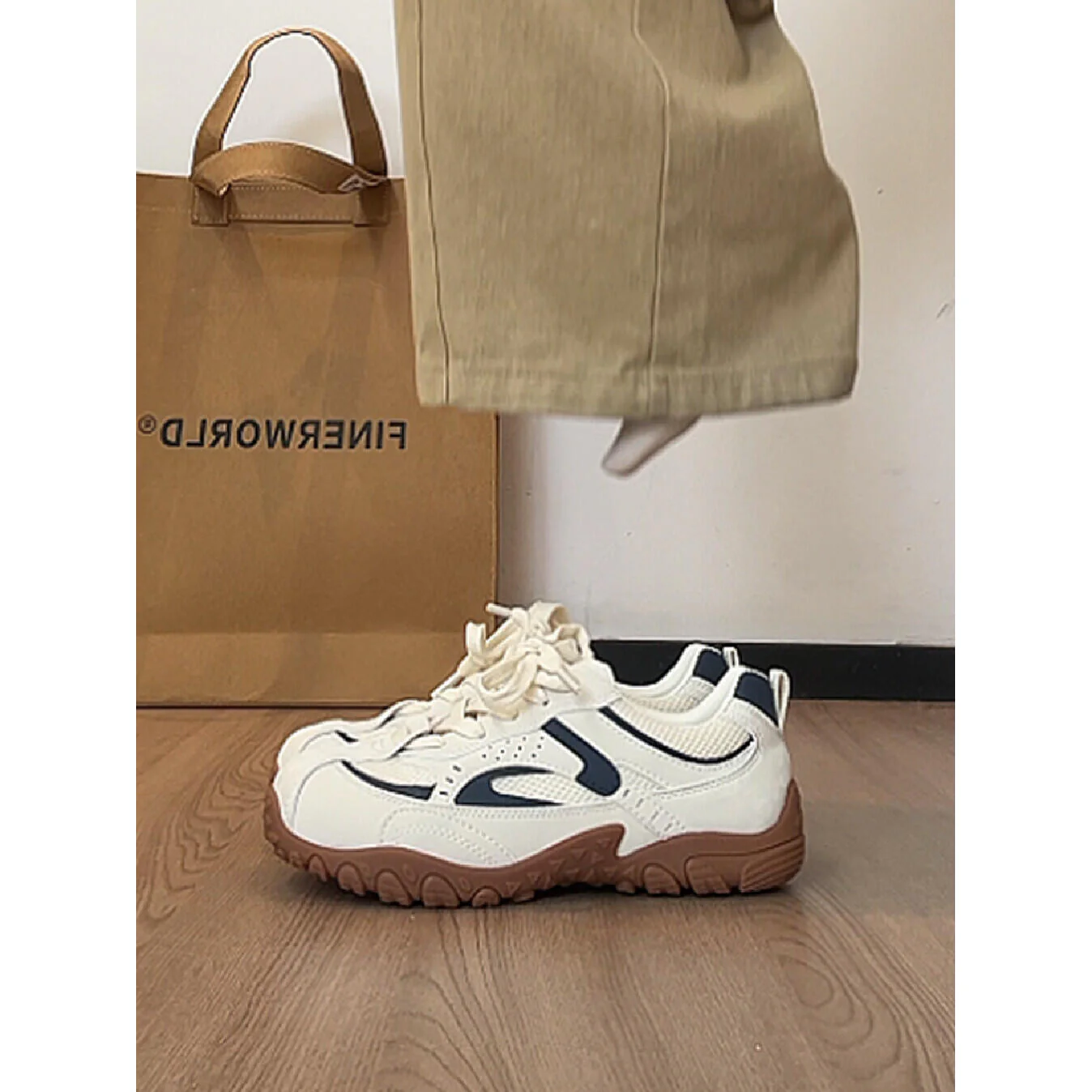 Damen Sportliche Outdoor Sneakers mit beweglicher Sohle und atmungsaktivem Obermaterial Heidi Mode - Image 6