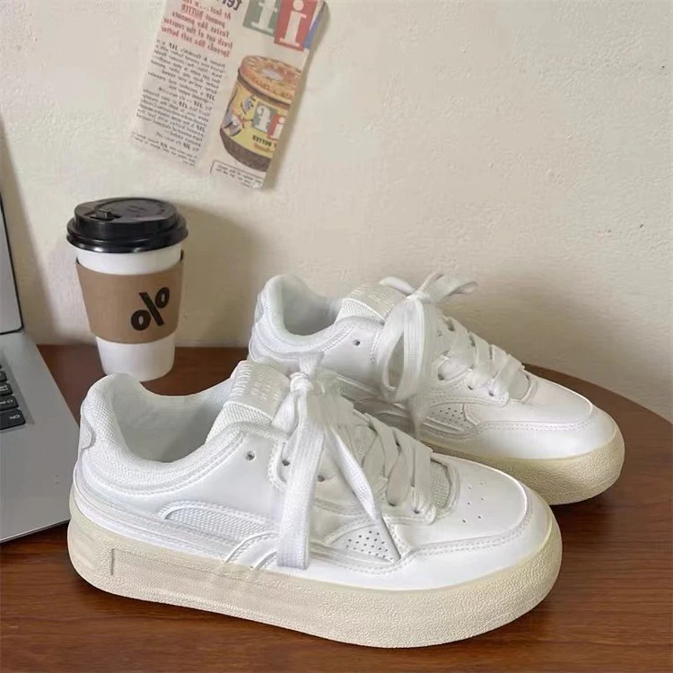 Damen Sportliche Plateau-Sneaker mit atmungsaktivem Obermaterial und gepolsterter Sohle Heidi Mode - Image 5