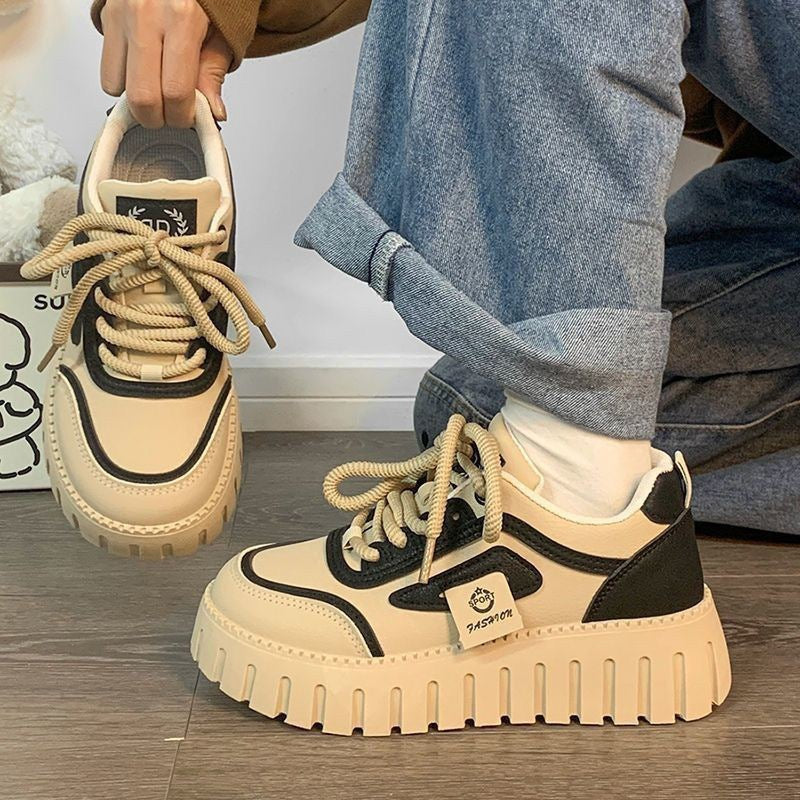 Damen Sportliche Plateau Sneaker mit modernes Design Heidi Mode - Image 2