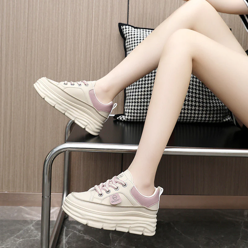 Damen sportliche Plateau Sneakers mit innovativer Dämpfung und atmungsaktiver Mesh-Oberfläche Heidi Mode - Image 3