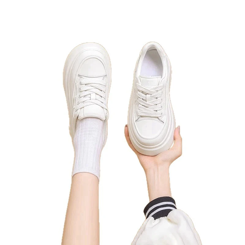 Damen Sportliche Plateausneaker mit ergonomischer Dämpfung und modernem Design Heidi Mode - Image 5