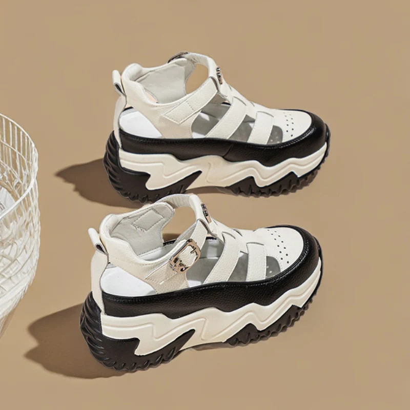 Damen Sportliche Sandalen mit rutschfestem Profil und angepasstem Riemendesign Heidi Mode - Image 9