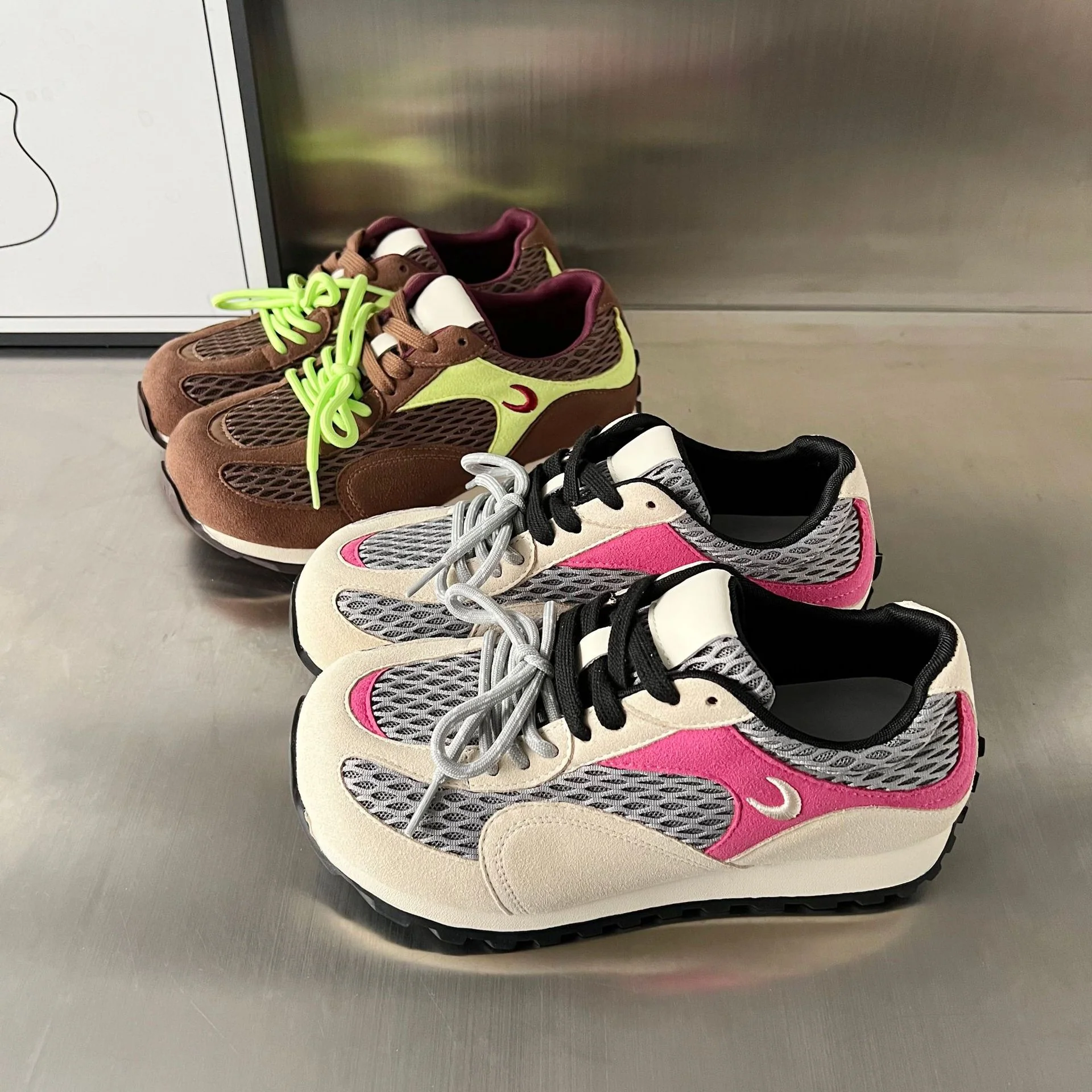 Damen Sportliche Schnürschuhe mit atmungsaktivem Mesh-Obermaterial und rutschfester Sohle Heidi Mode - Image 3