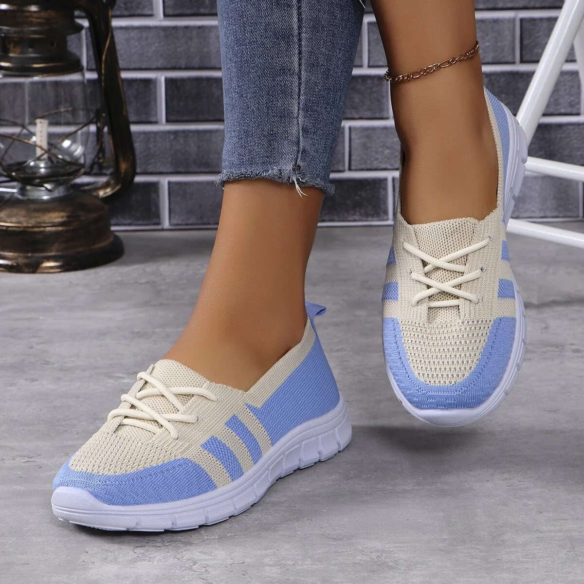 Damen Sportliche Sneaker mit atmungsaktivem Mesh-Obermaterial und flexiblem Sohlen-Design Heidi Mode - Image 2