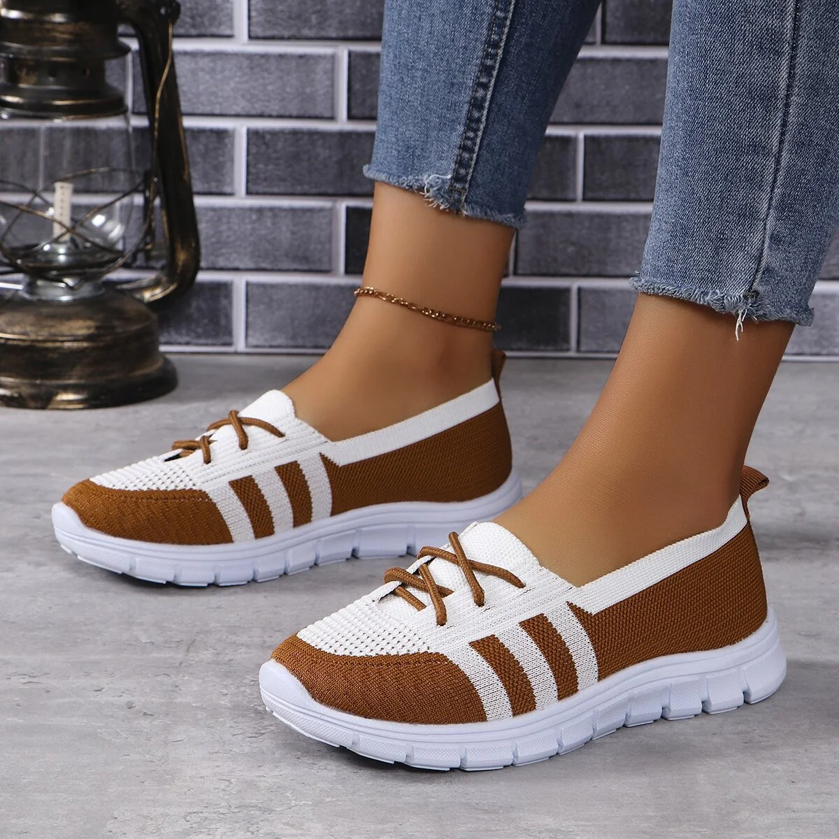 Damen Sportliche Sneaker mit atmungsaktivem Mesh-Obermaterial und flexiblem Sohlen-Design Heidi Mode - Image 4